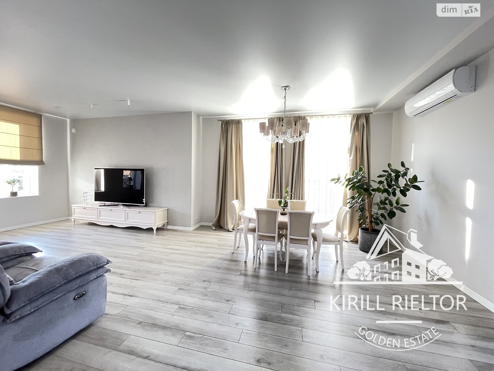 двухэтажный дом с балконом, 292 кв. м, кирпич. Продажа в Слобожанском фото 1 двухэтажный дом с балконом, 292 кв. м, кирпич. Продажа в Слобожанском фото 1