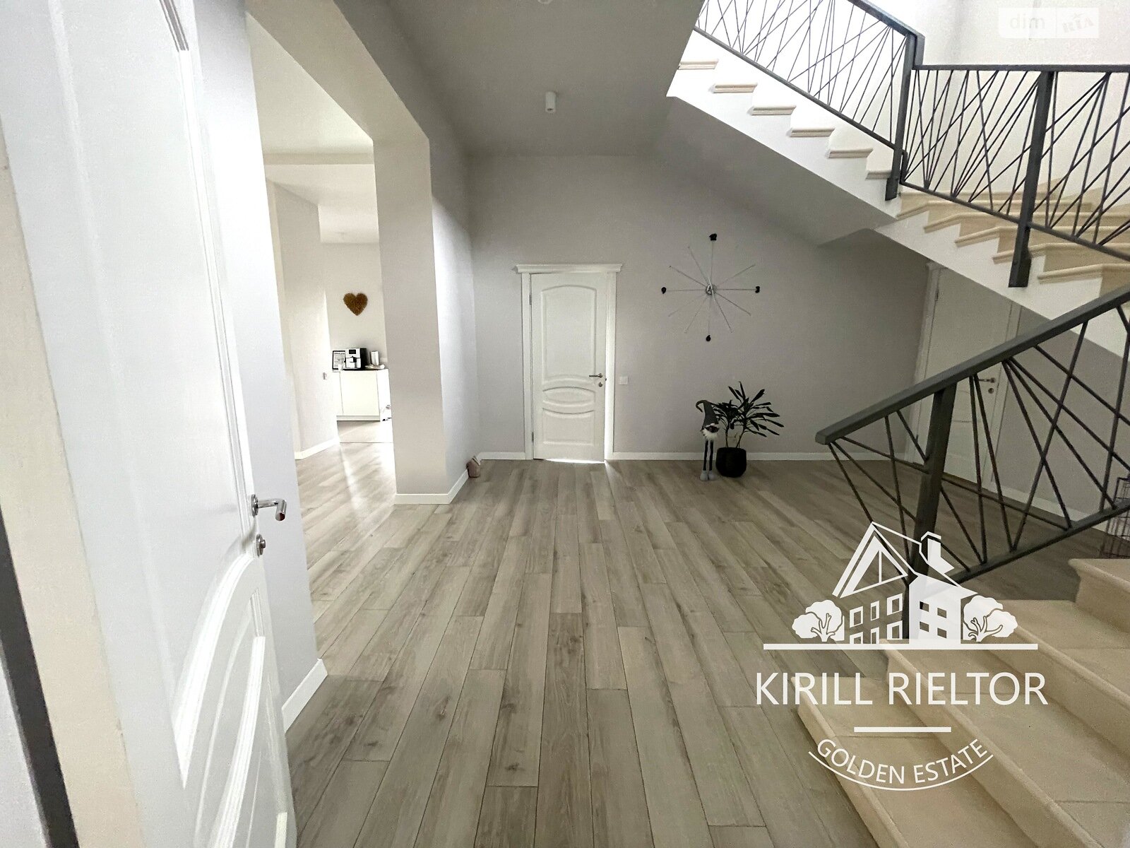 двухэтажный дом с балконом, 292 кв. м, кирпич. Продажа в Слобожанском фото 1 двухэтажный дом с балконом, 292 кв. м, кирпич. Продажа в Слобожанском фото 1