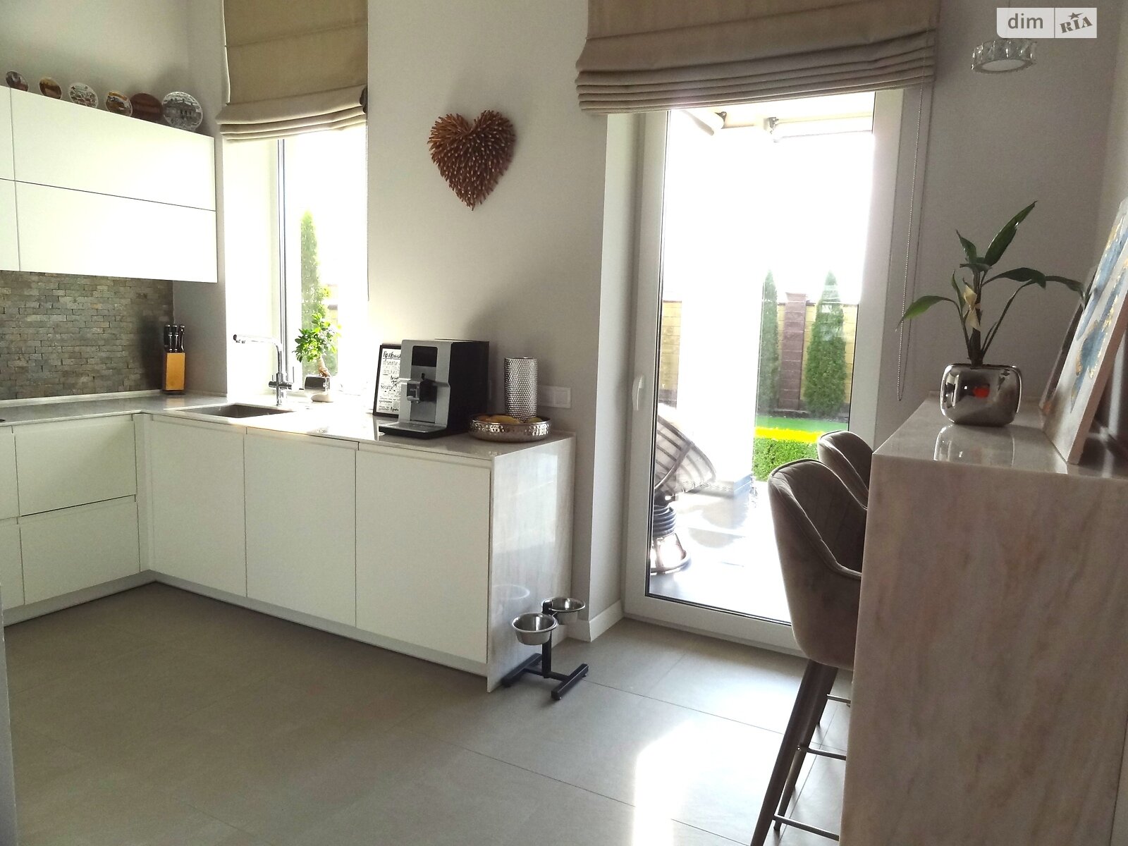 двухэтажный дом с балконом, 292 кв. м, кирпич. Продажа в Слобожанском фото 1 двухэтажный дом с балконом, 292 кв. м, кирпич. Продажа в Слобожанском фото 1