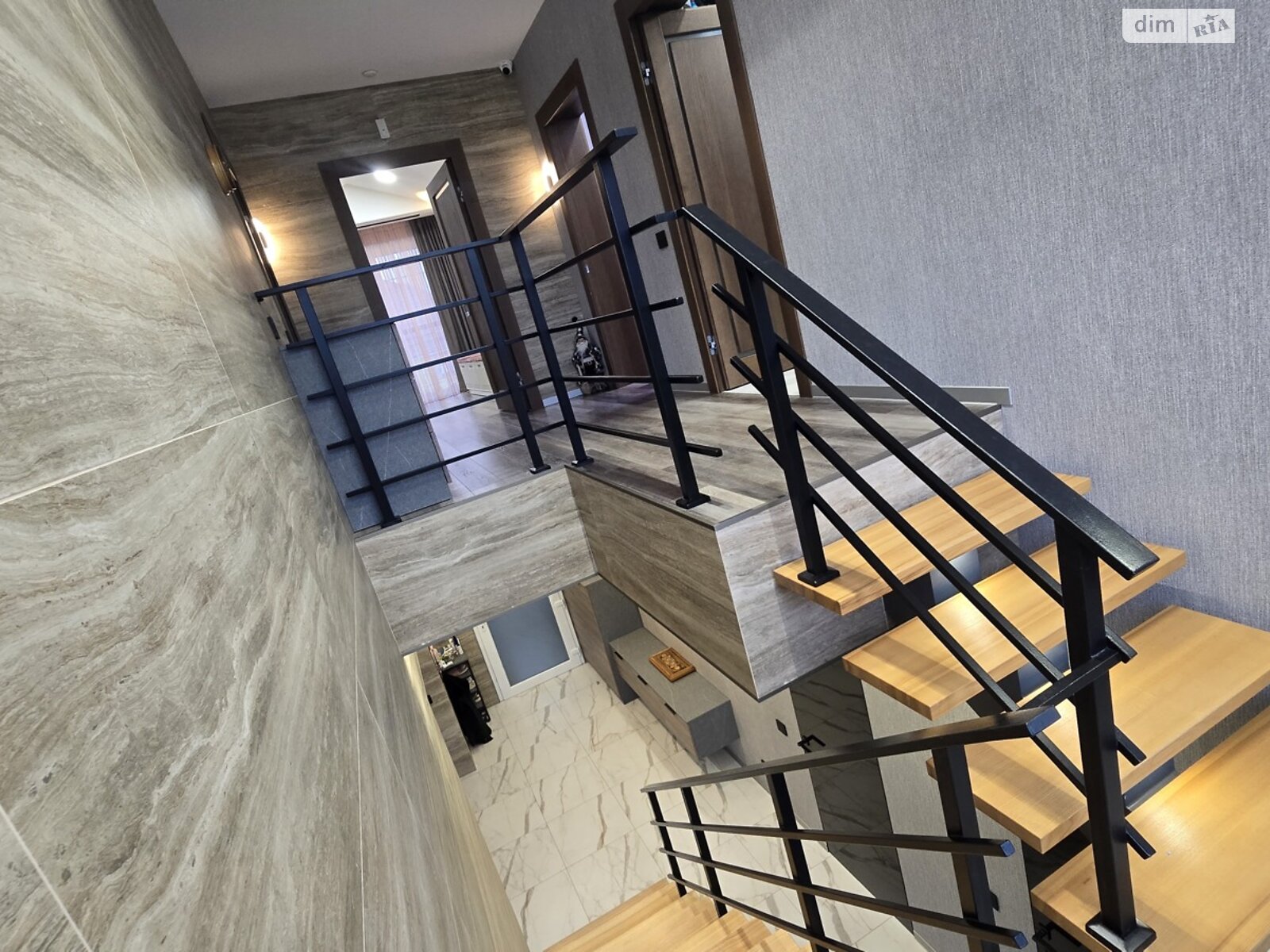 двоповерховий будинок з гаражем, 166 кв. м, газобетон. Продаж в Слобожанському фото 1