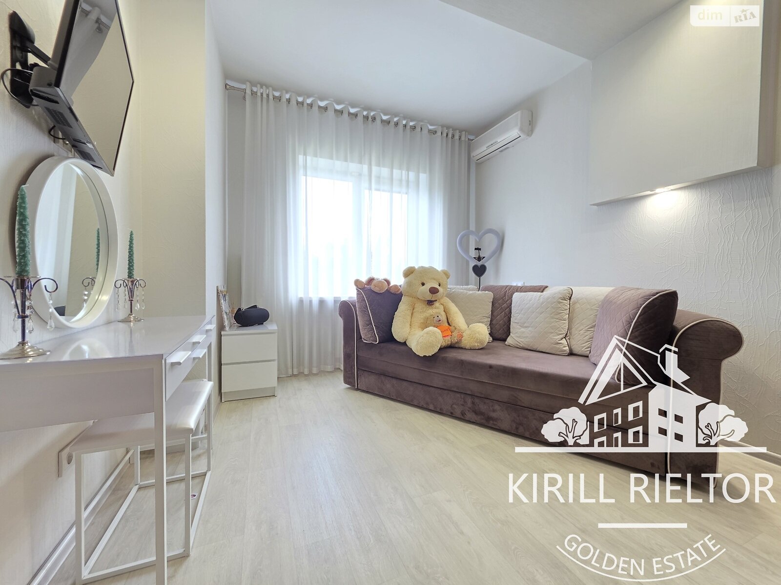 двухэтажный дом с гаражом, 162.9 кв. м, кирпич. Продажа в Слобожанском фото 1 двухэтажный дом с гаражом, 162.9 кв. м, кирпич. Продажа в Слобожанском фото 1