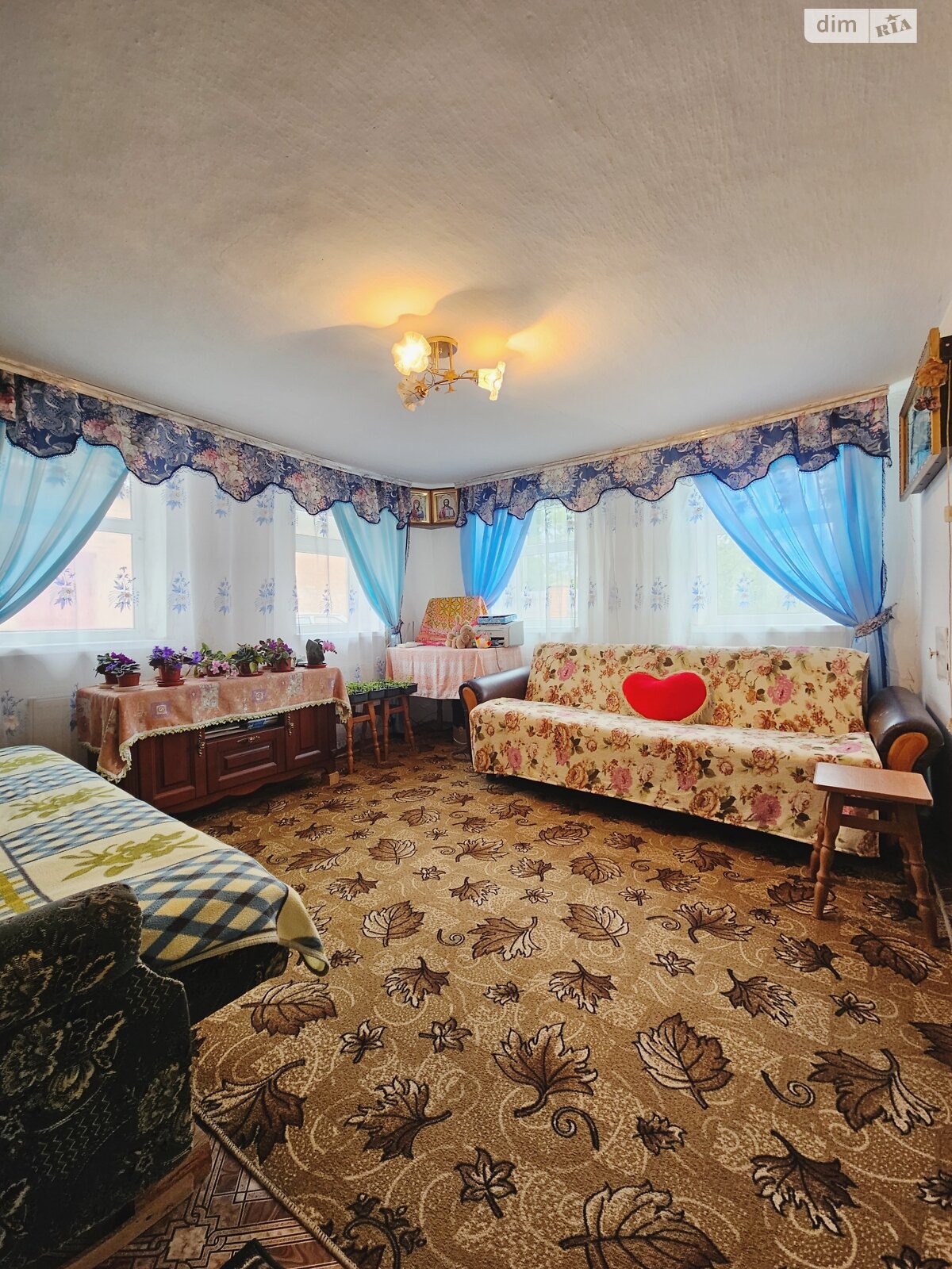 одноэтажный дом с гаражом, 58 кв. м, дерево и кирпич. Продажа в Смеле фото 1 одноэтажный дом с гаражом, 58 кв. м, дерево и кирпич. Продажа в Смеле фото 1