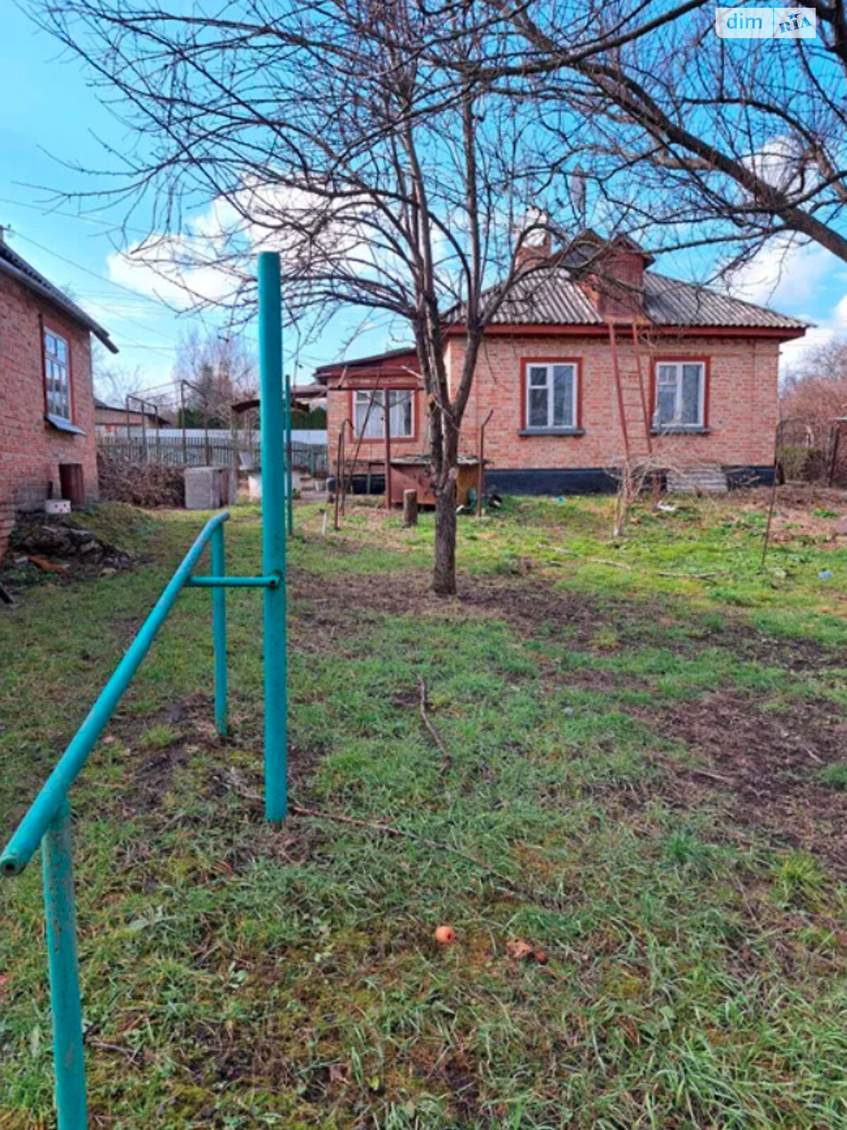 одноэтажный дом с отоплением, 55 кв. м, кирпич. Продажа в Смеле фото 1 одноэтажный дом с отоплением, 55 кв. м, кирпич. Продажа в Смеле фото 1