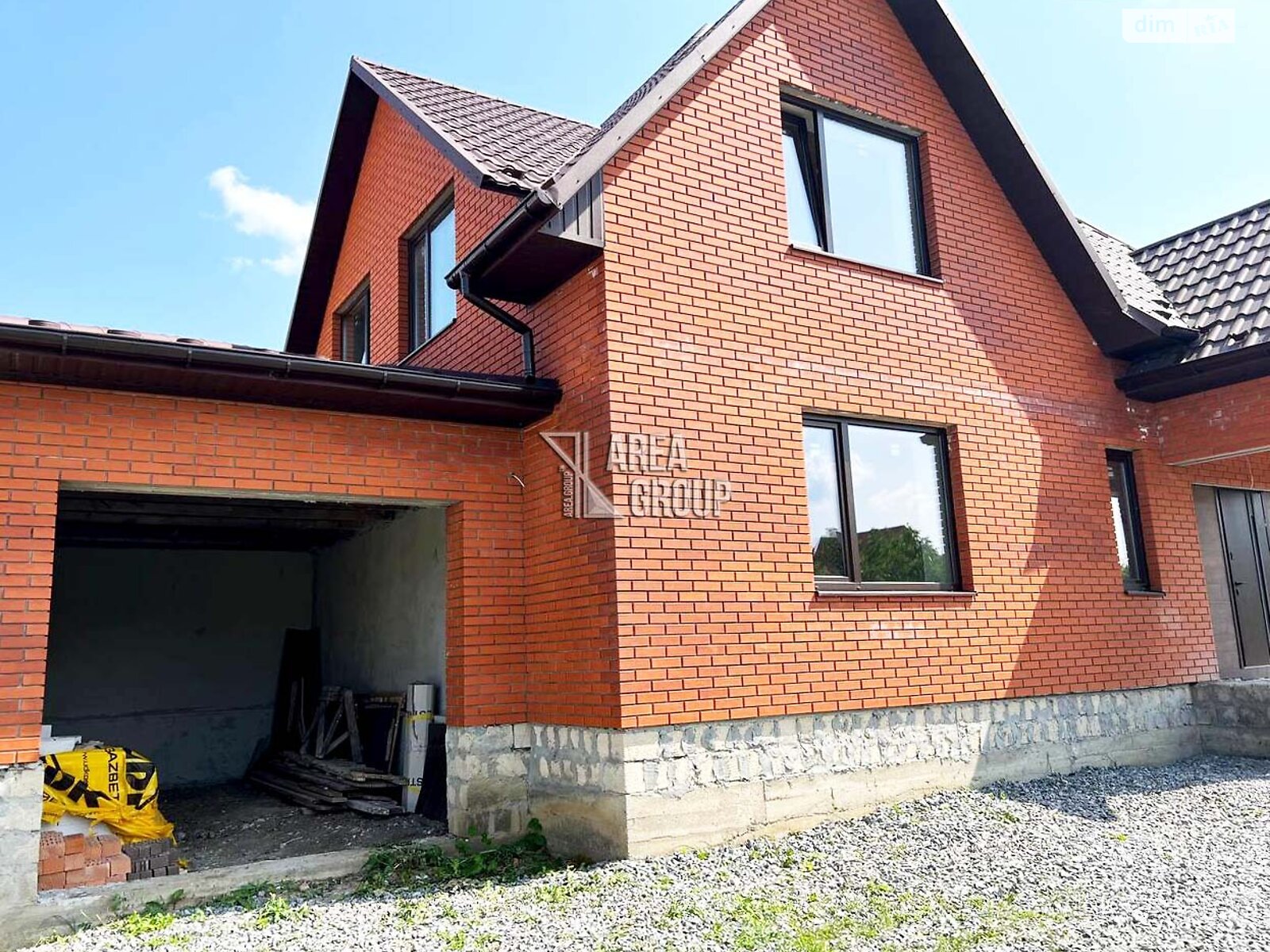двоповерховий будинок з гаражем, 224.6 кв. м, цегла. Продаж у Смотричі фото 1 двоповерховий будинок з гаражем, 224.6 кв. м, цегла. Продаж у Смотричі фото 1