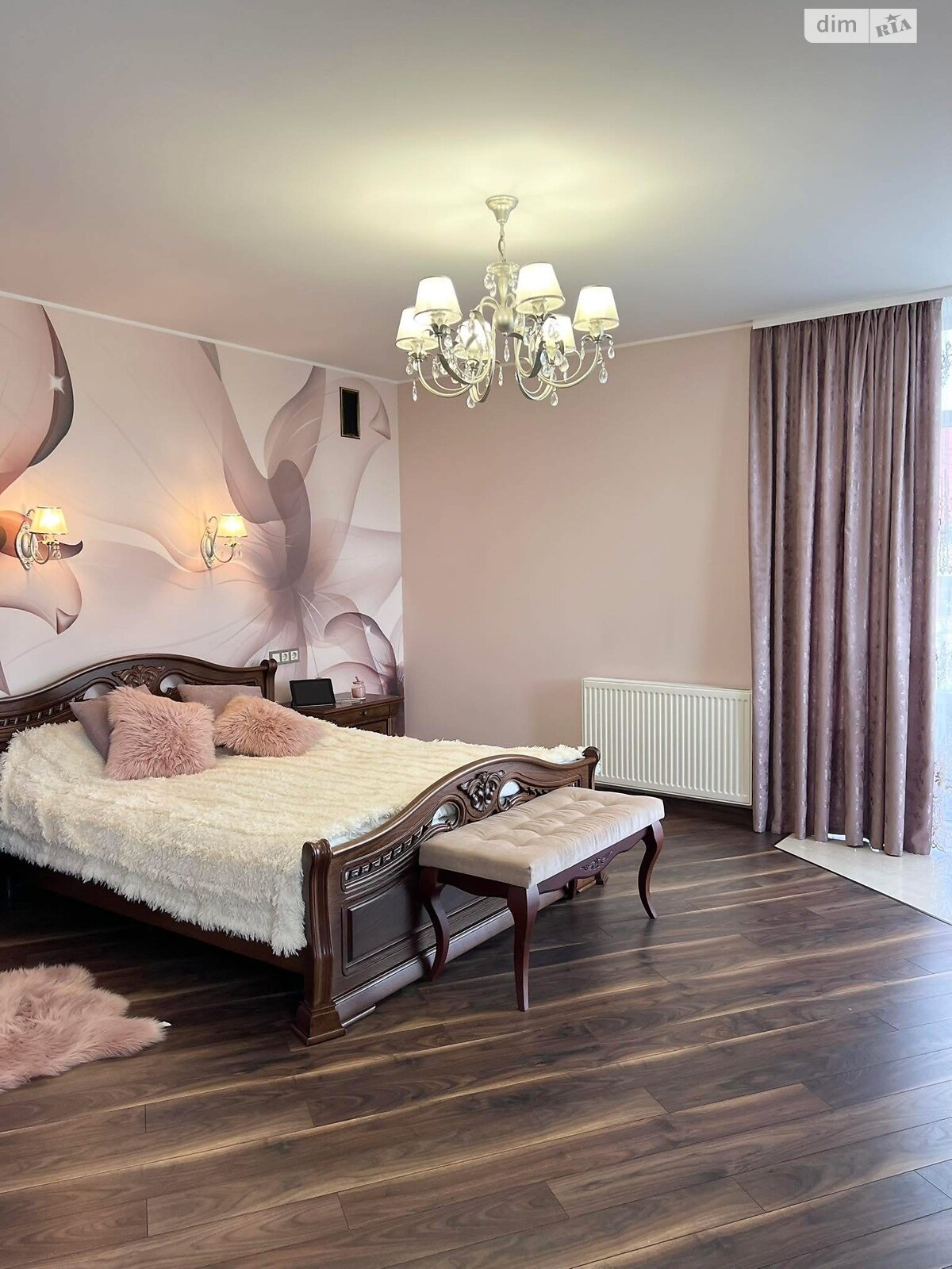 двоповерховий будинок з гаражем, 300 кв. м, цегла. Продаж у Смиківці фото 1 двоповерховий будинок з гаражем, 300 кв. м, цегла. Продаж у Смиківці фото 1