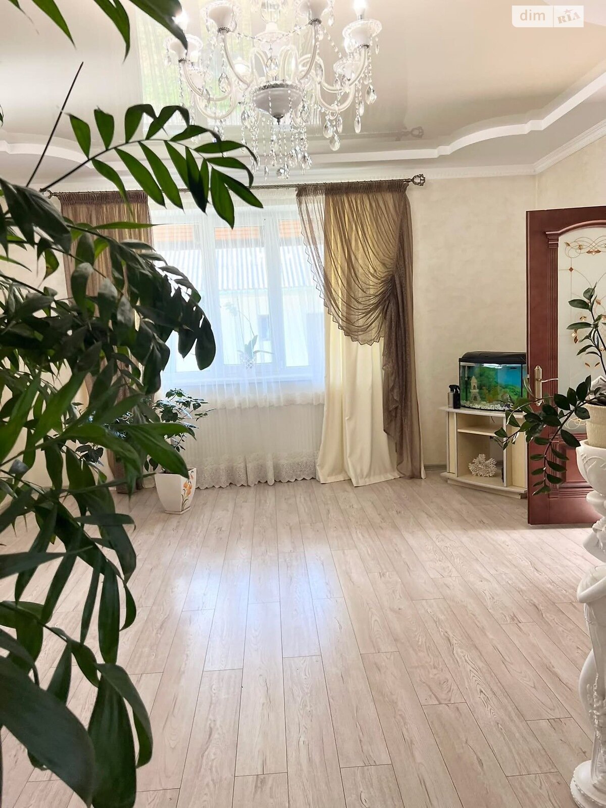 двухэтажный дом, 280 кв. м, кирпич. Продажа в Смыковцы фото 1 двухэтажный дом, 280 кв. м, кирпич. Продажа в Смыковцы фото 1