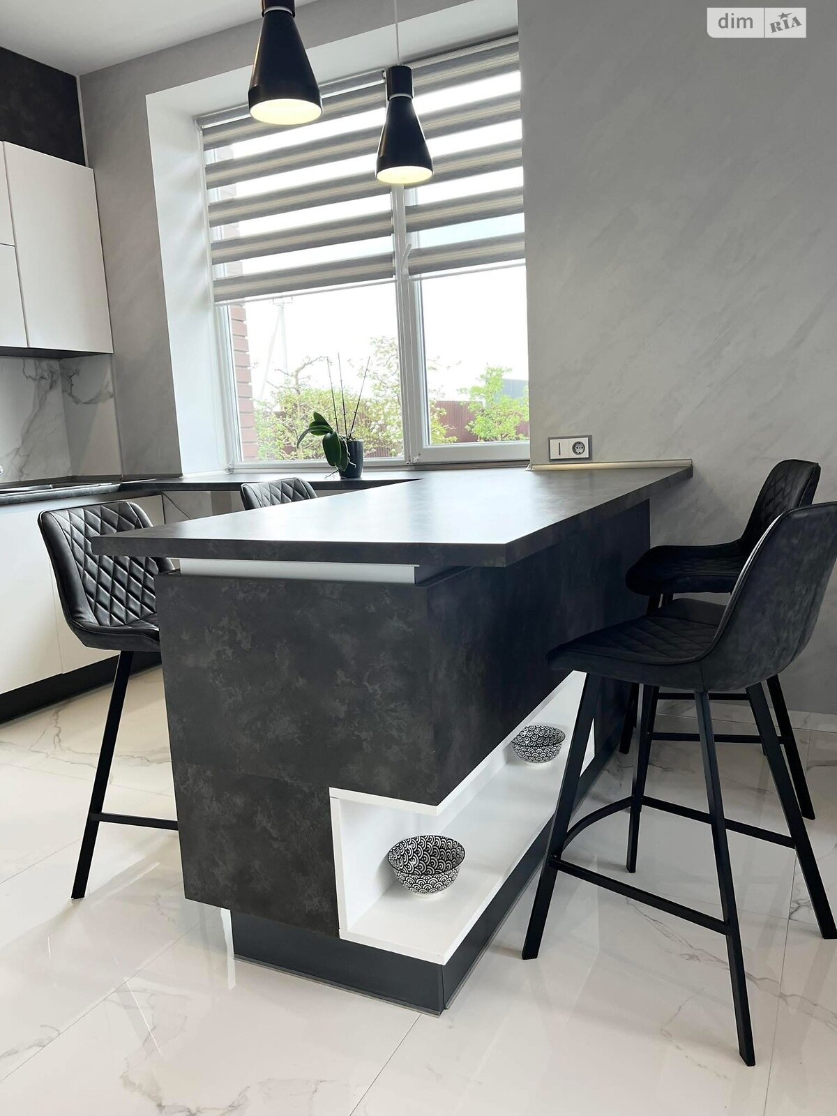 двухэтажный дом с гаражом, 300 кв. м, кирпич. Продажа в Смыковцы фото 1 двухэтажный дом с гаражом, 300 кв. м, кирпич. Продажа в Смыковцы фото 1