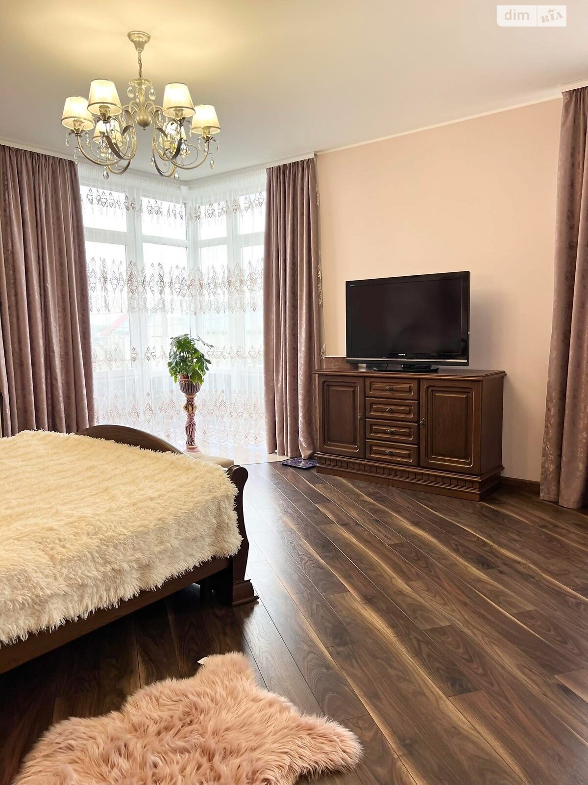 двухэтажный дом с гаражом, 300 кв. м, кирпич. Продажа в Смыковцы фото 1 двухэтажный дом с гаражом, 300 кв. м, кирпич. Продажа в Смыковцы фото 1