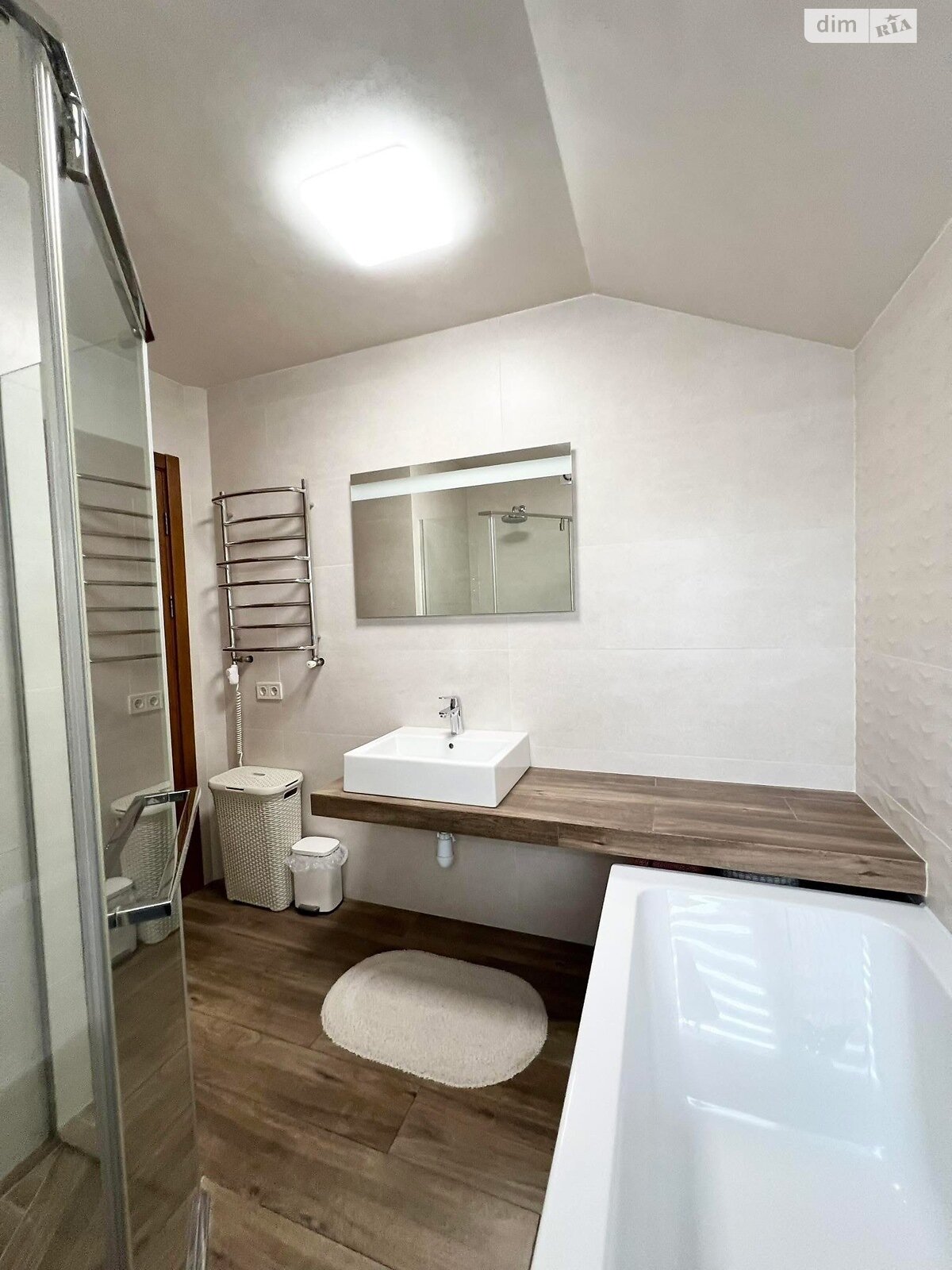 двухэтажный дом с гаражом, 300 кв. м, кирпич. Продажа в Смыковцы фото 1 двухэтажный дом с гаражом, 300 кв. м, кирпич. Продажа в Смыковцы фото 1