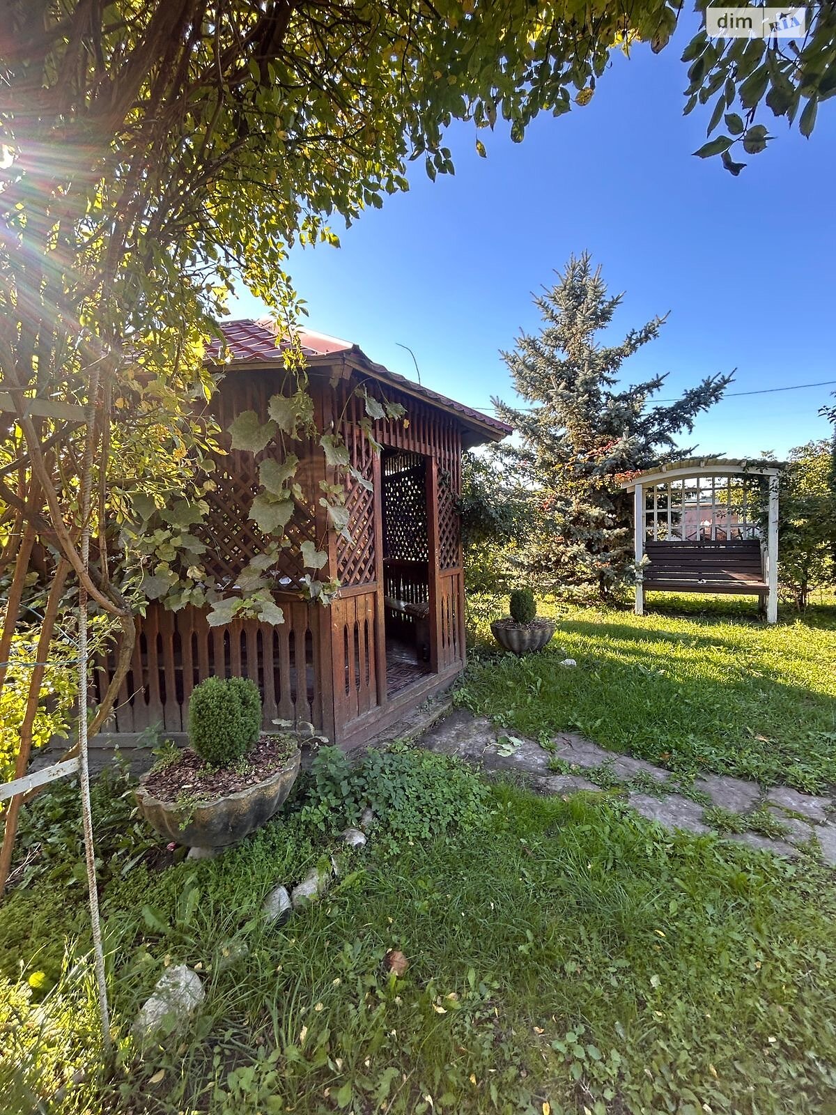 двоповерховий будинок з меблями, 120 кв. м, зруб. Продаж у Смиківці фото 1