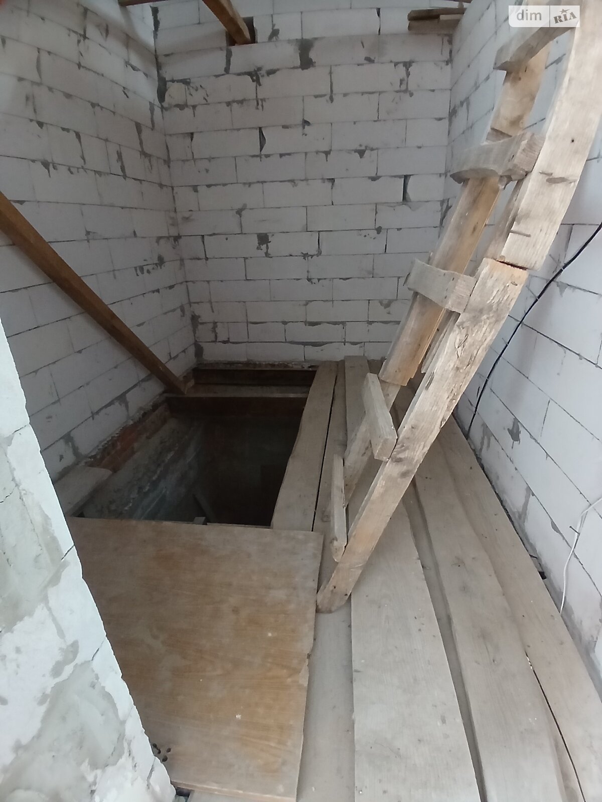 двоповерховий будинок, 180 кв. м, піноблок. Продаж у Смиківці фото 1 двоповерховий будинок, 180 кв. м, піноблок. Продаж у Смиківці фото 1