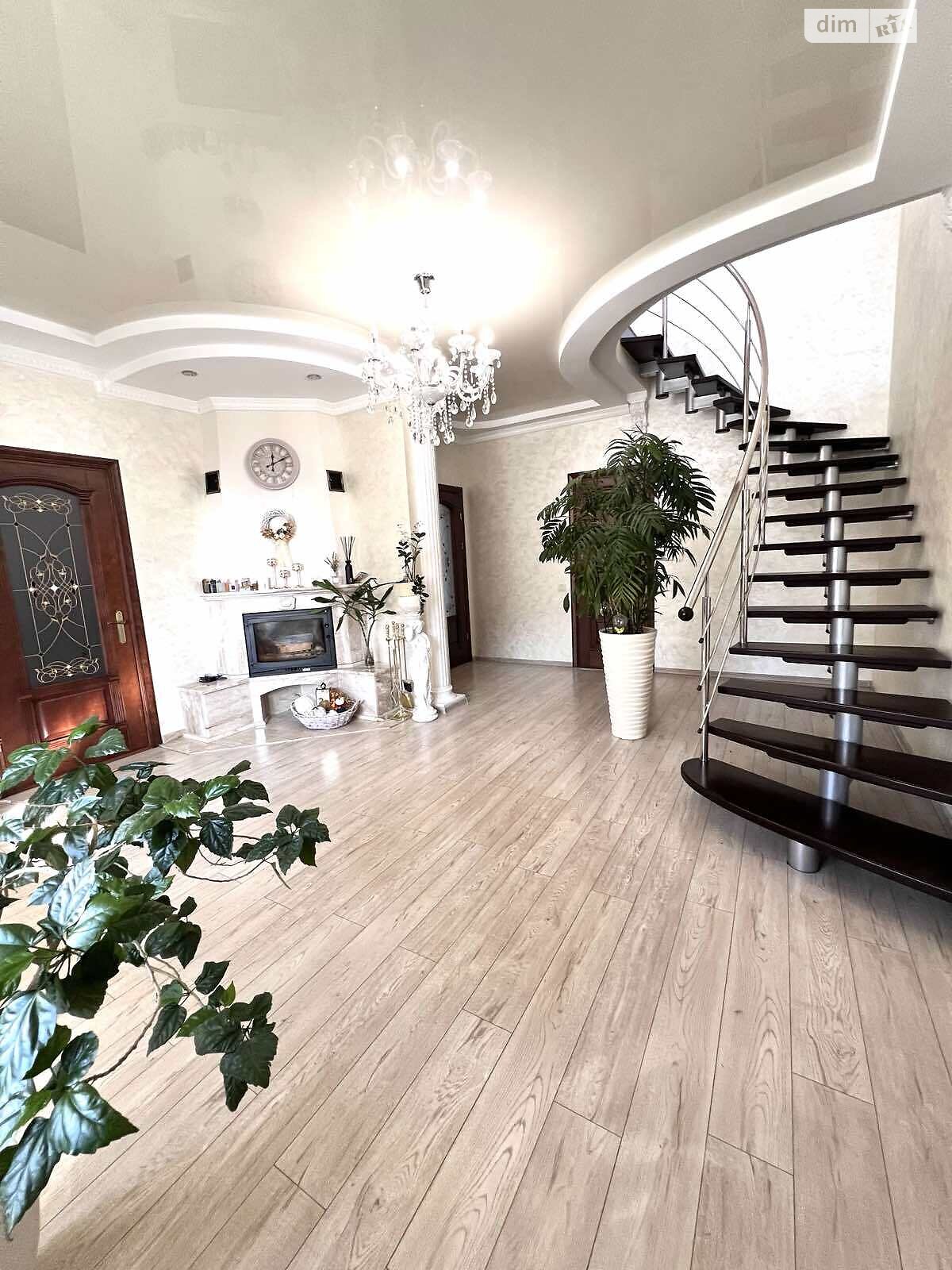 двоповерховий будинок, 280 кв. м, кирпич. Продаж у Смиківці фото 1 двоповерховий будинок, 280 кв. м, кирпич. Продаж у Смиківці фото 1