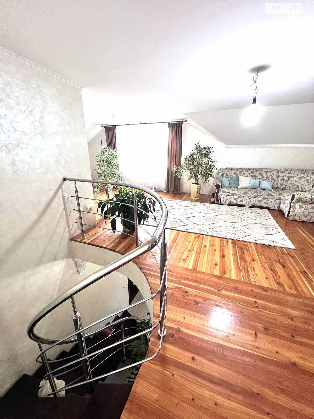 двоповерховий будинок, 280 кв. м, кирпич. Продаж у Смиківці фото 1 двоповерховий будинок, 280 кв. м, кирпич. Продаж у Смиківці фото 1