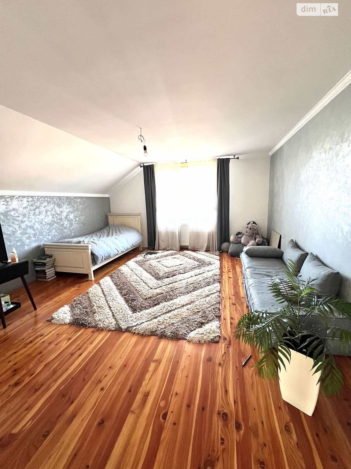 двоповерховий будинок, 280 кв. м, кирпич. Продаж у Смиківці фото 1 двоповерховий будинок, 280 кв. м, кирпич. Продаж у Смиківці фото 1