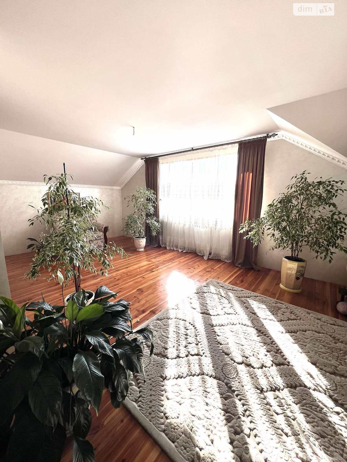 двоповерховий будинок, 280 кв. м, кирпич. Продаж у Смиківці фото 1 двоповерховий будинок, 280 кв. м, кирпич. Продаж у Смиківці фото 1