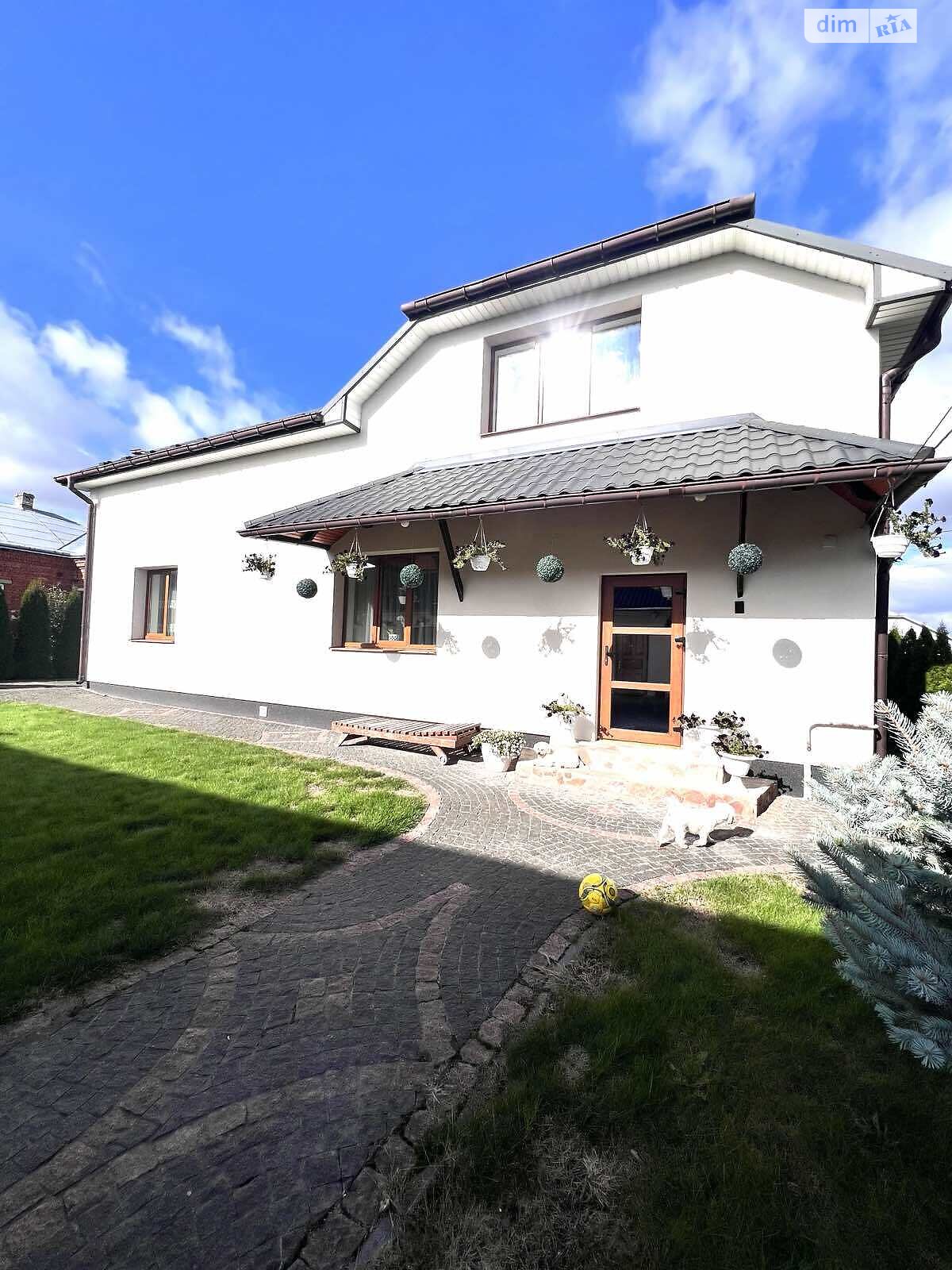 двоповерховий будинок, 280 кв. м, кирпич. Продаж у Смиківці фото 1 двоповерховий будинок, 280 кв. м, кирпич. Продаж у Смиківці фото 1