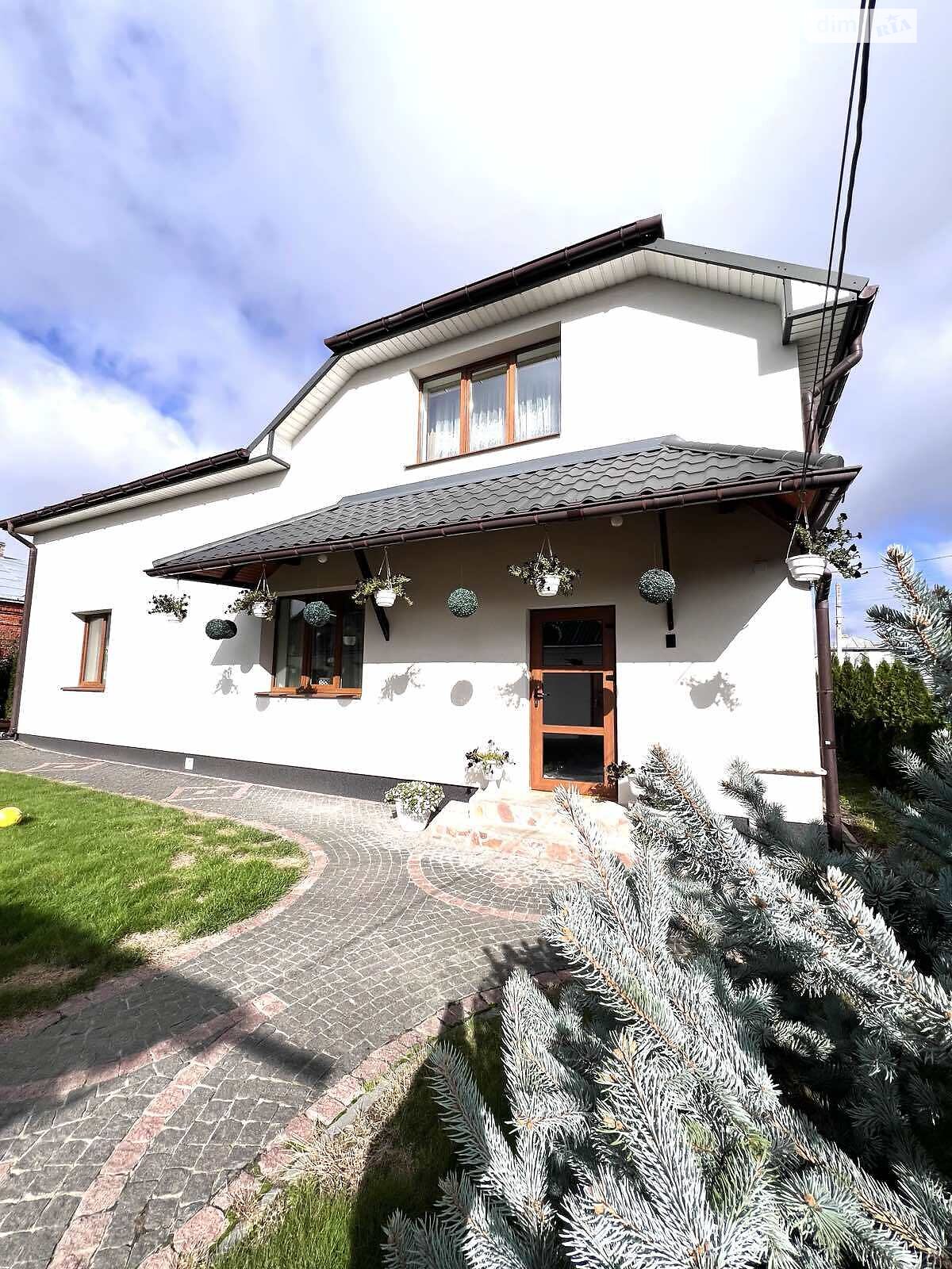 двоповерховий будинок, 280 кв. м, кирпич. Продаж у Смиківці фото 1 двоповерховий будинок, 280 кв. м, кирпич. Продаж у Смиківці фото 1