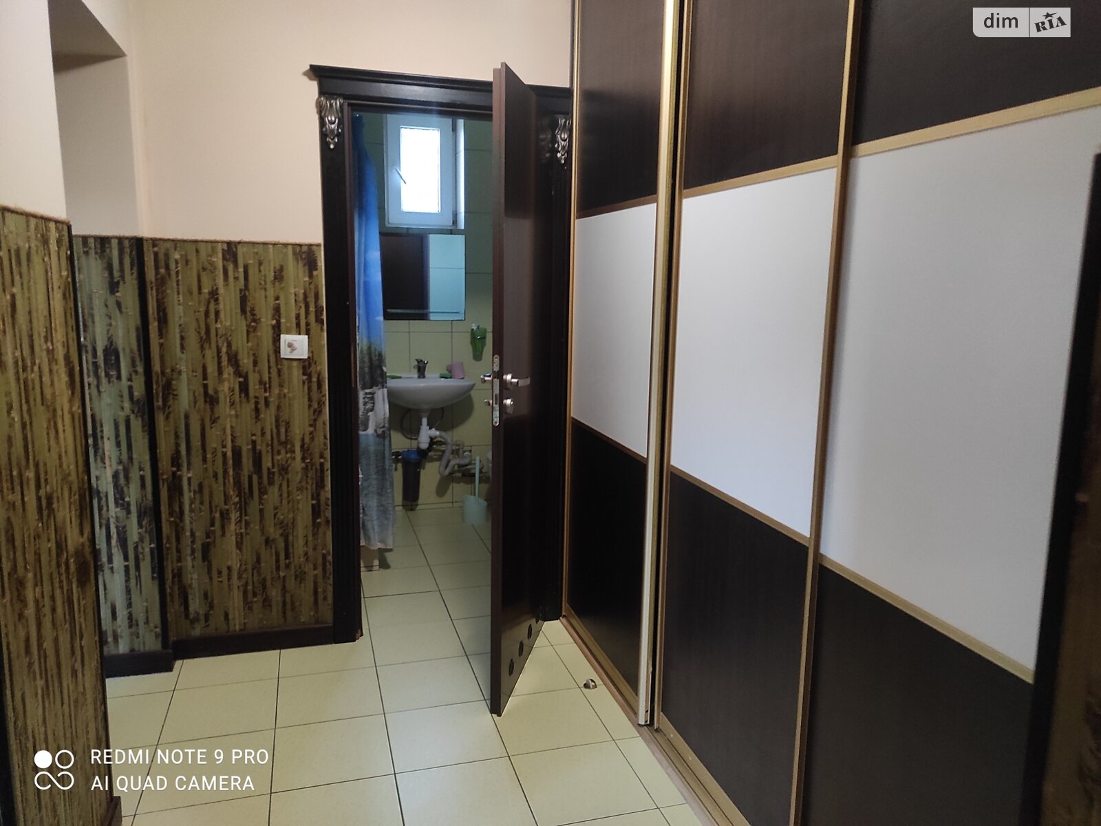 двоповерховий будинок з гаражем, 120 кв. м, цегла. Продаж у Смиківці фото 1 двоповерховий будинок з гаражем, 120 кв. м, цегла. Продаж у Смиківці фото 1