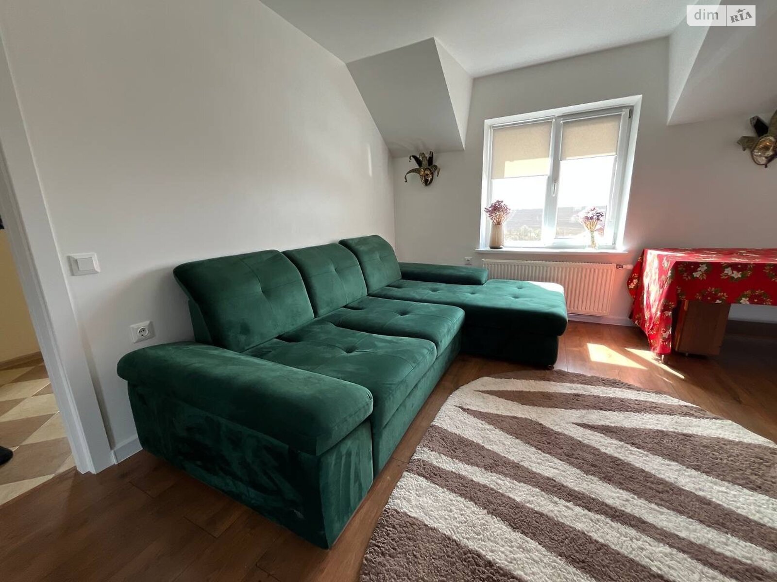 двоповерховий будинок з гаражем, 180 кв. м, цегла. Продаж у Смиківці фото 1 двоповерховий будинок з гаражем, 180 кв. м, цегла. Продаж у Смиківці фото 1