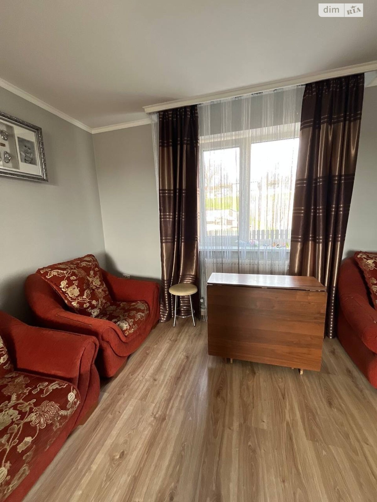 двоповерховий будинок з гаражем, 180 кв. м, цегла. Продаж у Смиківці фото 1 двоповерховий будинок з гаражем, 180 кв. м, цегла. Продаж у Смиківці фото 1