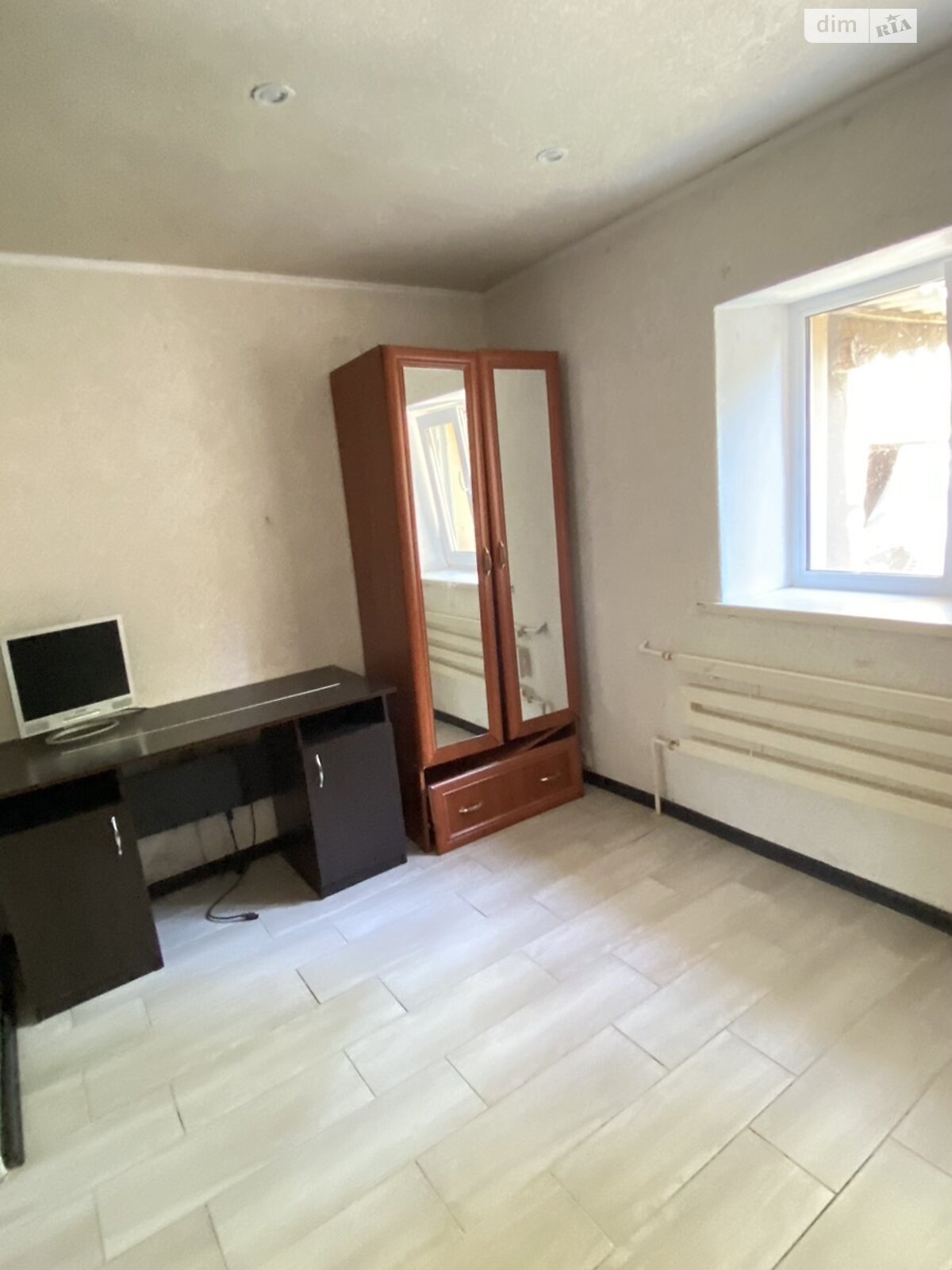 одноэтажный дом с гаражом, 10 кв. м, кирпич. Продажа в Снигиревке фото 1 одноэтажный дом с гаражом, 10 кв. м, кирпич. Продажа в Снигиревке фото 1