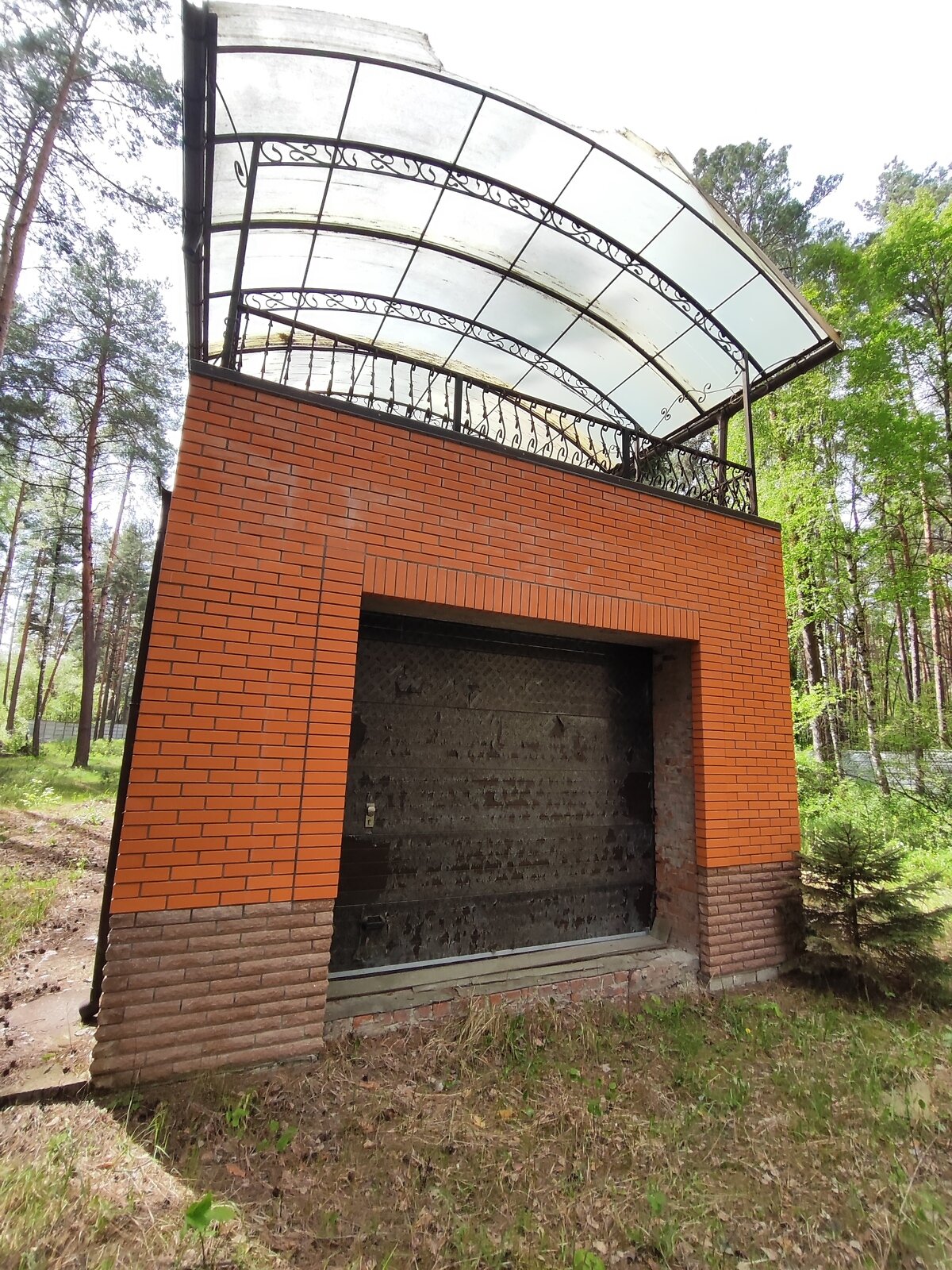 триповерховий будинок з мансардою, 250 кв. м, цегла. Продаж у Снов’янці фото 1 триповерховий будинок з мансардою, 250 кв. м, цегла. Продаж у Снов’янці фото 1