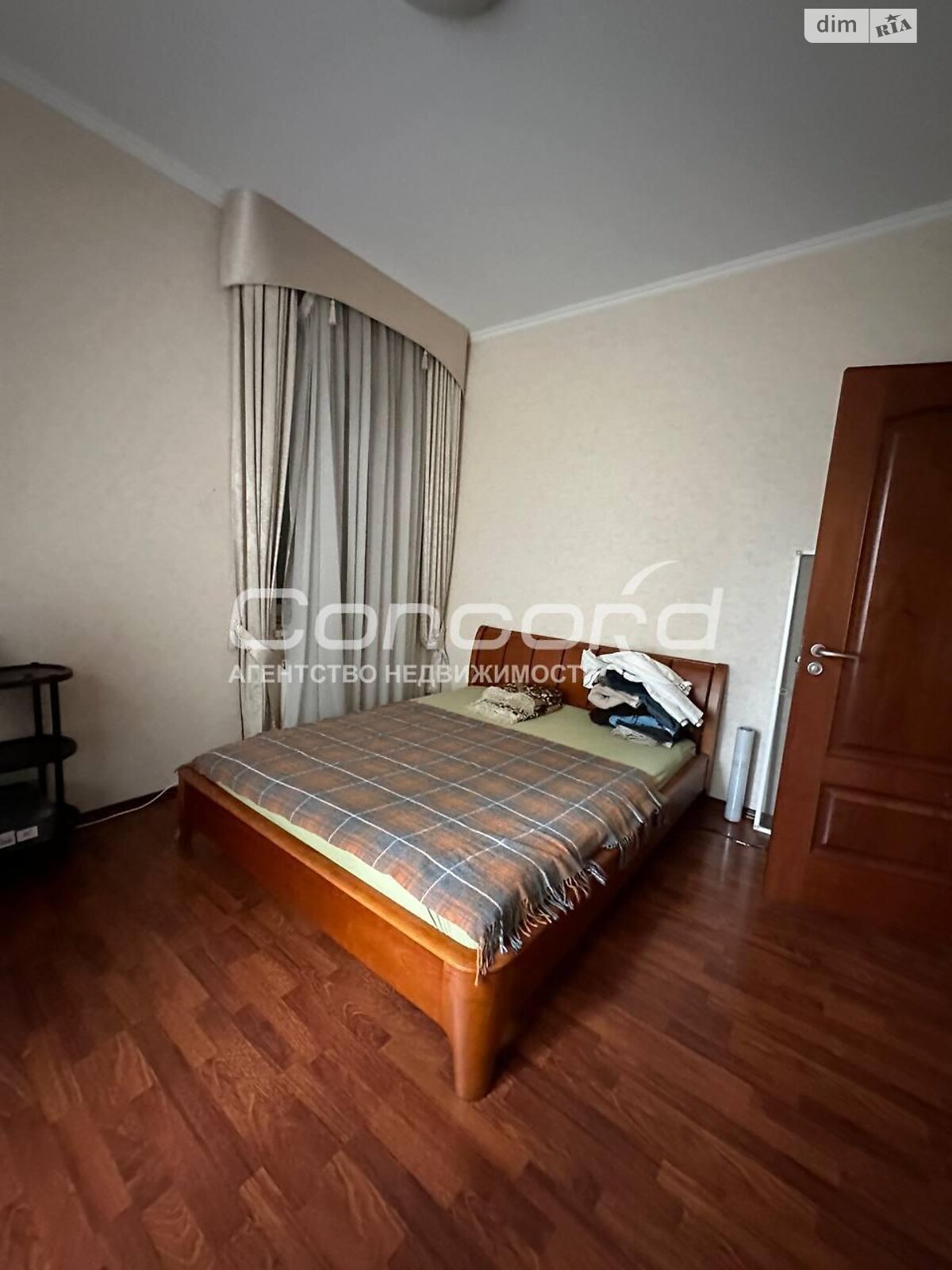 трехэтажный дом, 291.9 кв. м, кирпич. Продажа в Софиевской Борщаговке фото 1