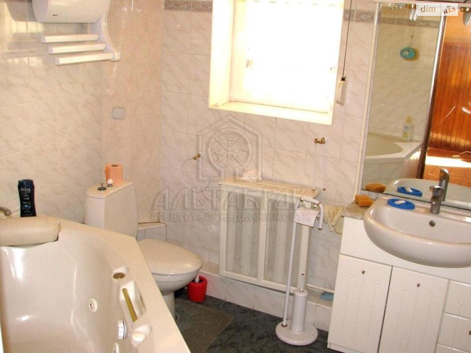 трехэтажный дом, 347.5 кв. м, кирпич. Продажа в Софиевской Борщаговке фото 1 трехэтажный дом, 347.5 кв. м, кирпич. Продажа в Софиевской Борщаговке фото 1