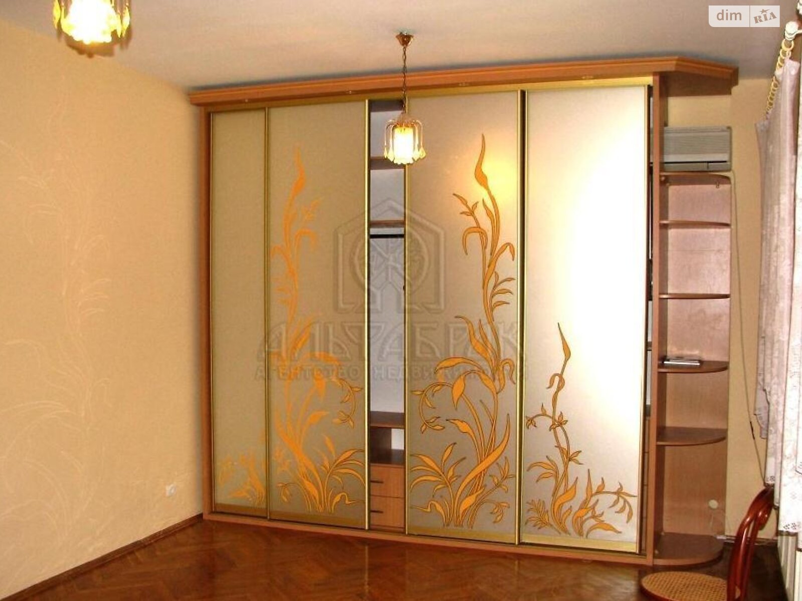 трехэтажный дом, 347.5 кв. м, кирпич. Продажа в Софиевской Борщаговке фото 1 трехэтажный дом, 347.5 кв. м, кирпич. Продажа в Софиевской Борщаговке фото 1