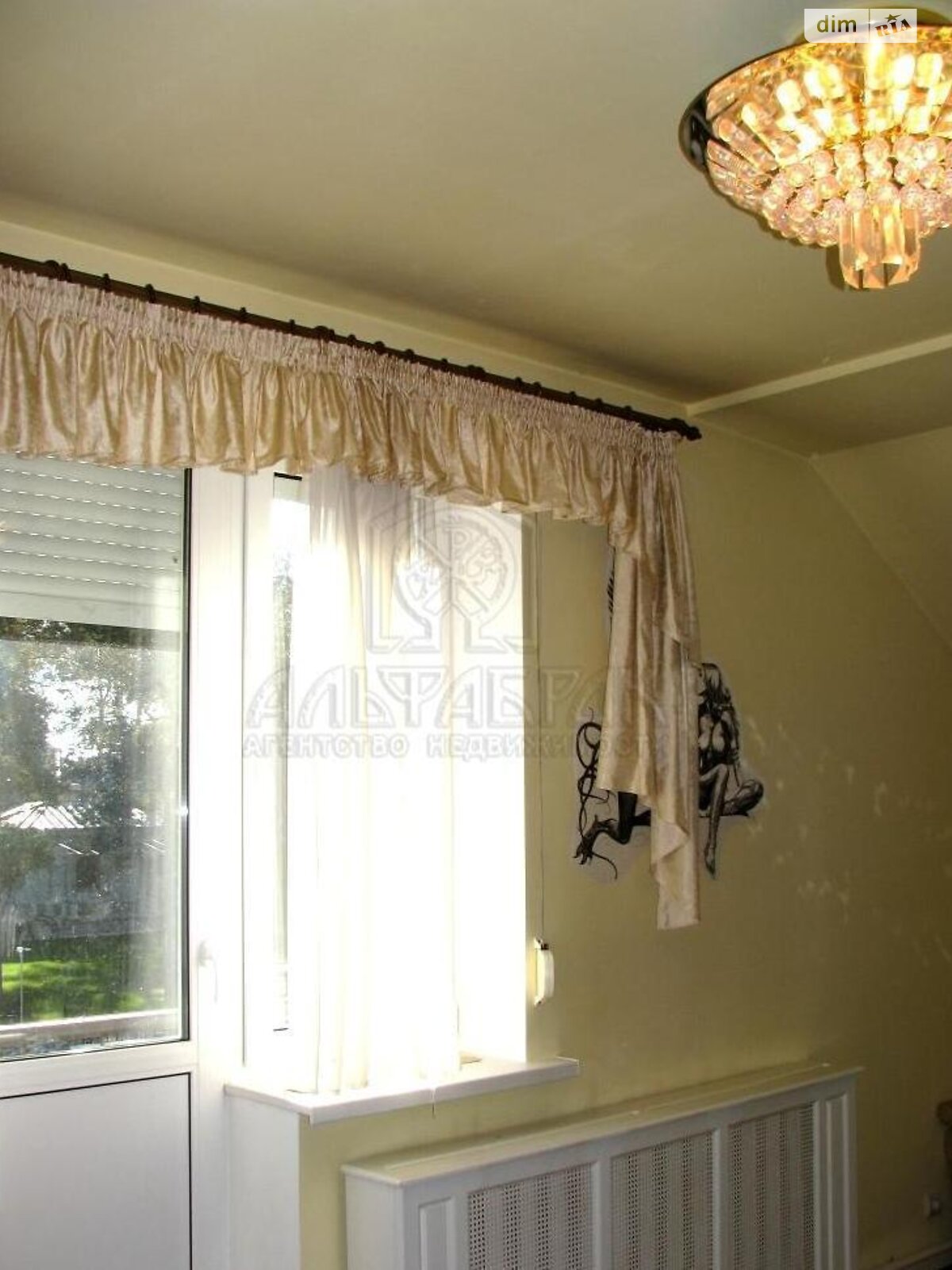 трехэтажный дом, 347.5 кв. м, кирпич. Продажа в Софиевской Борщаговке фото 1 трехэтажный дом, 347.5 кв. м, кирпич. Продажа в Софиевской Борщаговке фото 1