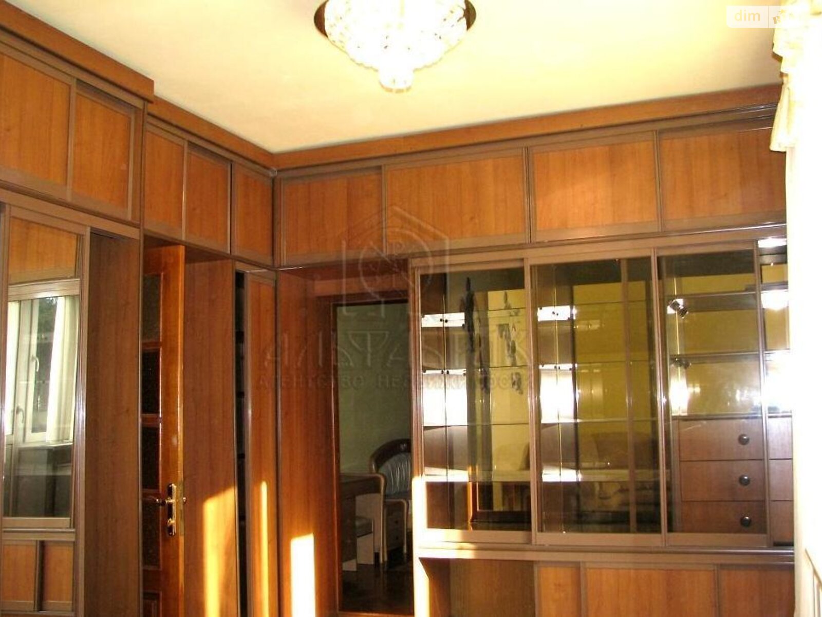 трехэтажный дом, 347.5 кв. м, кирпич. Продажа в Софиевской Борщаговке фото 1 трехэтажный дом, 347.5 кв. м, кирпич. Продажа в Софиевской Борщаговке фото 1