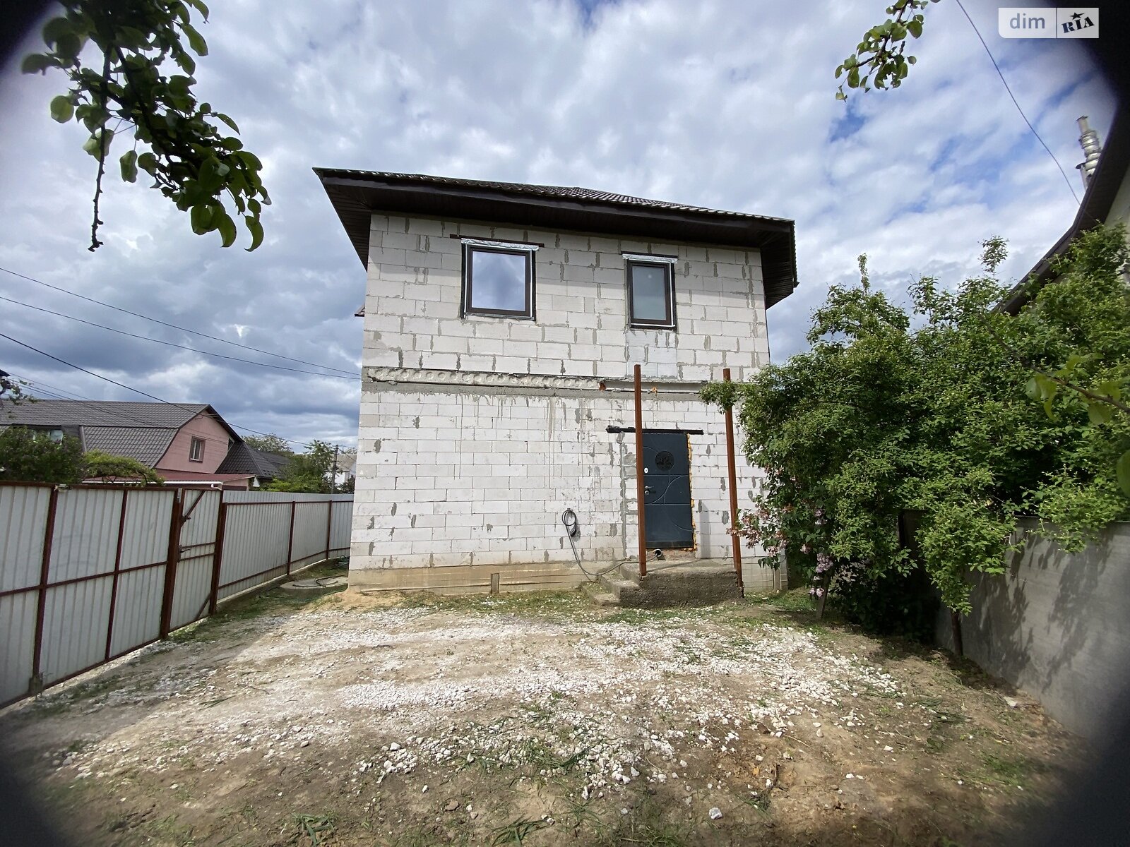 двухэтажный дом с балконом, 200 кв. м, пеноблок. Продажа в Софиевской Борщаговке фото 1 двухэтажный дом с балконом, 200 кв. м, пеноблок. Продажа в Софиевской Борщаговке фото 1