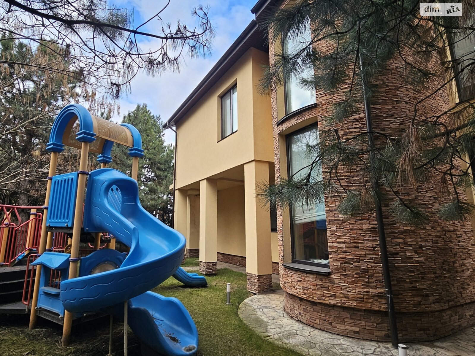 двоповерховий будинок з гаражем, 554 кв. м, цегла. Продаж у Софіївській Борщагівці фото 1 двоповерховий будинок з гаражем, 554 кв. м, цегла. Продаж у Софіївській Борщагівці фото 1