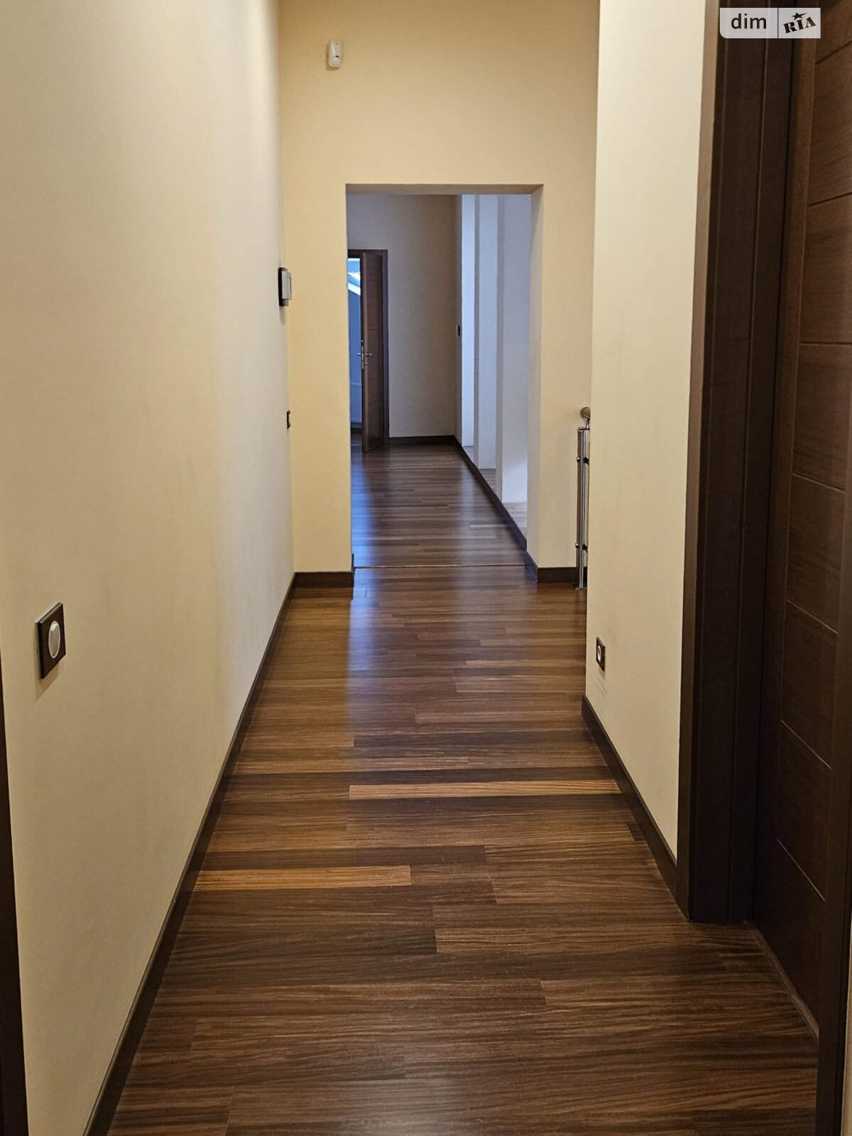 двоповерховий будинок з гаражем, 554 кв. м, цегла. Продаж у Софіївській Борщагівці фото 1 двоповерховий будинок з гаражем, 554 кв. м, цегла. Продаж у Софіївській Борщагівці фото 1