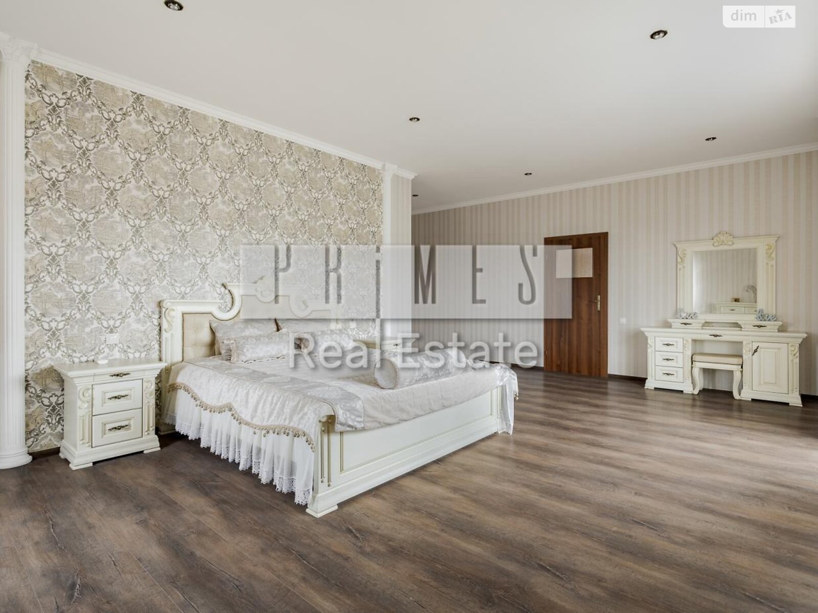 двоповерховий будинок з верандою, 408 кв. м, цегла. Продаж у Софіївській Борщагівці фото 1 двоповерховий будинок з верандою, 408 кв. м, цегла. Продаж у Софіївській Борщагівці фото 1