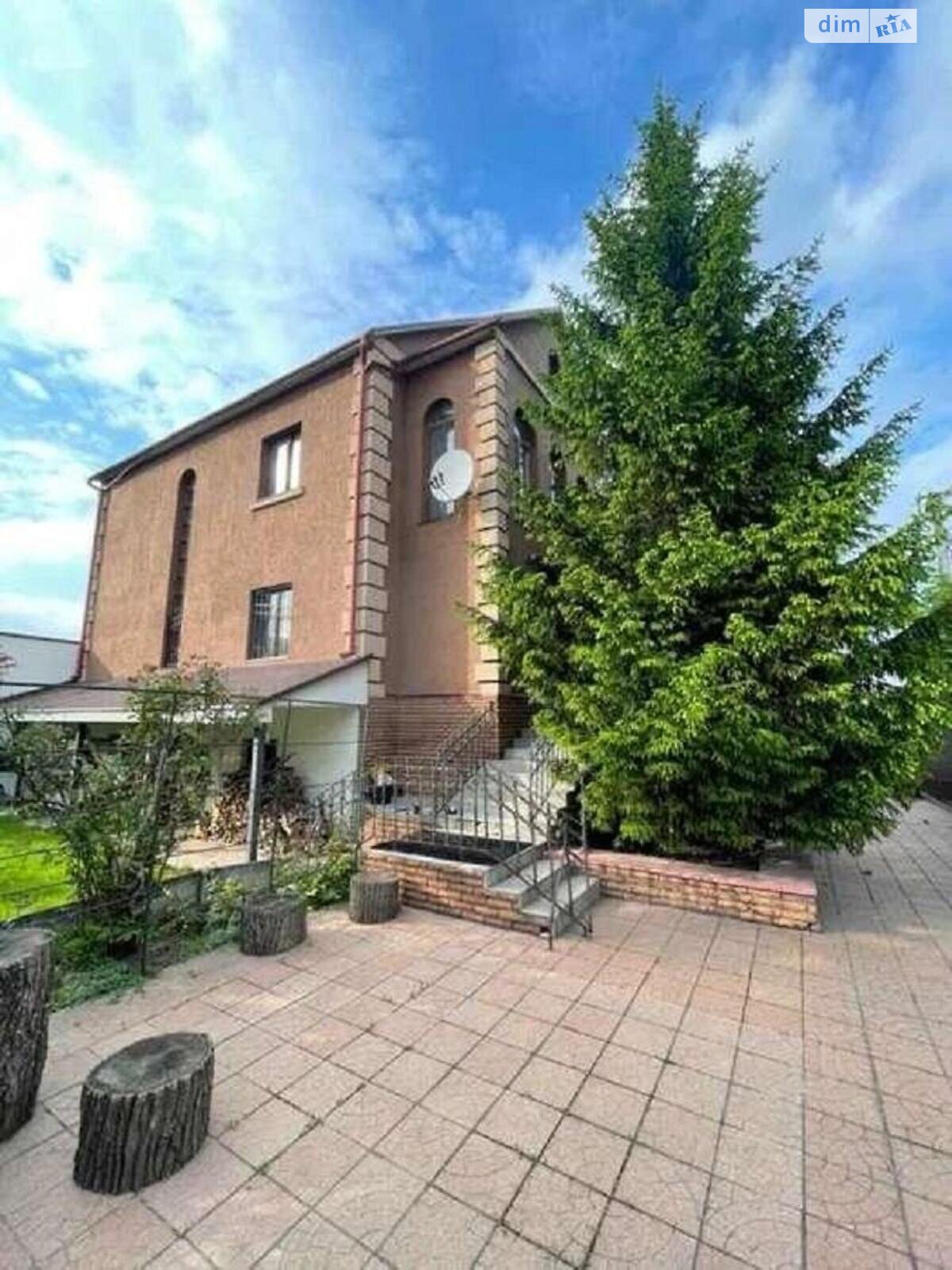 трехэтажный дом, 275 кв. м, кирпич. Продажа в Софиевской Борщаговке фото 1