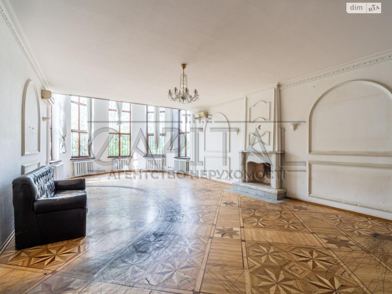 чотириповерховий будинок з гаражем, 425 кв. м, цегла. Продаж у Софіївській Борщагівці фото 1 чотириповерховий будинок з гаражем, 425 кв. м, цегла. Продаж у Софіївській Борщагівці фото 1