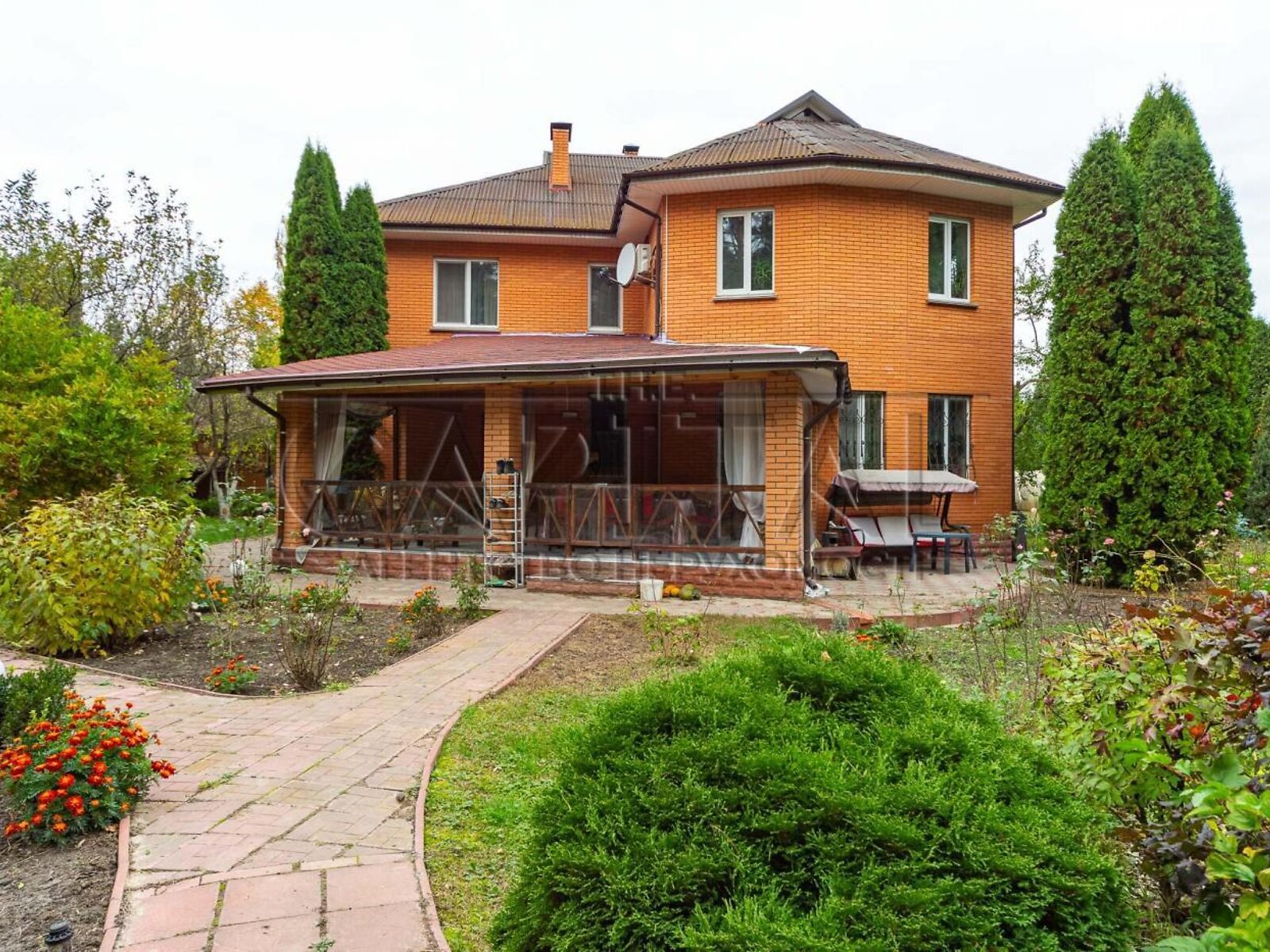 двухэтажный дом с верандой, 250 кв. м, кирпич. Продажа в Софиевской Борщаговке фото 1 двухэтажный дом с верандой, 250 кв. м, кирпич. Продажа в Софиевской Борщаговке фото 1