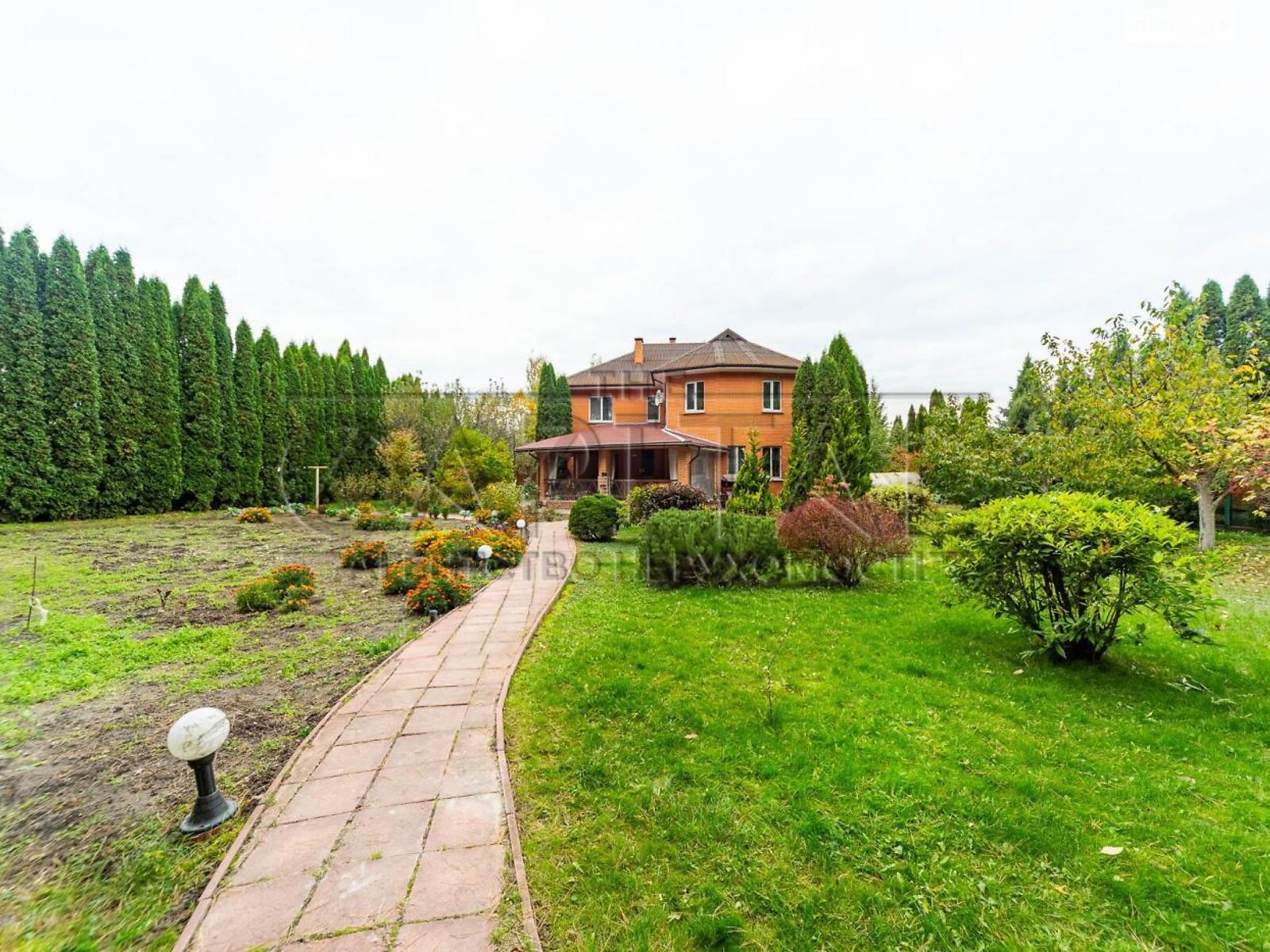 двухэтажный дом с верандой, 250 кв. м, кирпич. Продажа в Софиевской Борщаговке фото 1 двухэтажный дом с верандой, 250 кв. м, кирпич. Продажа в Софиевской Борщаговке фото 1