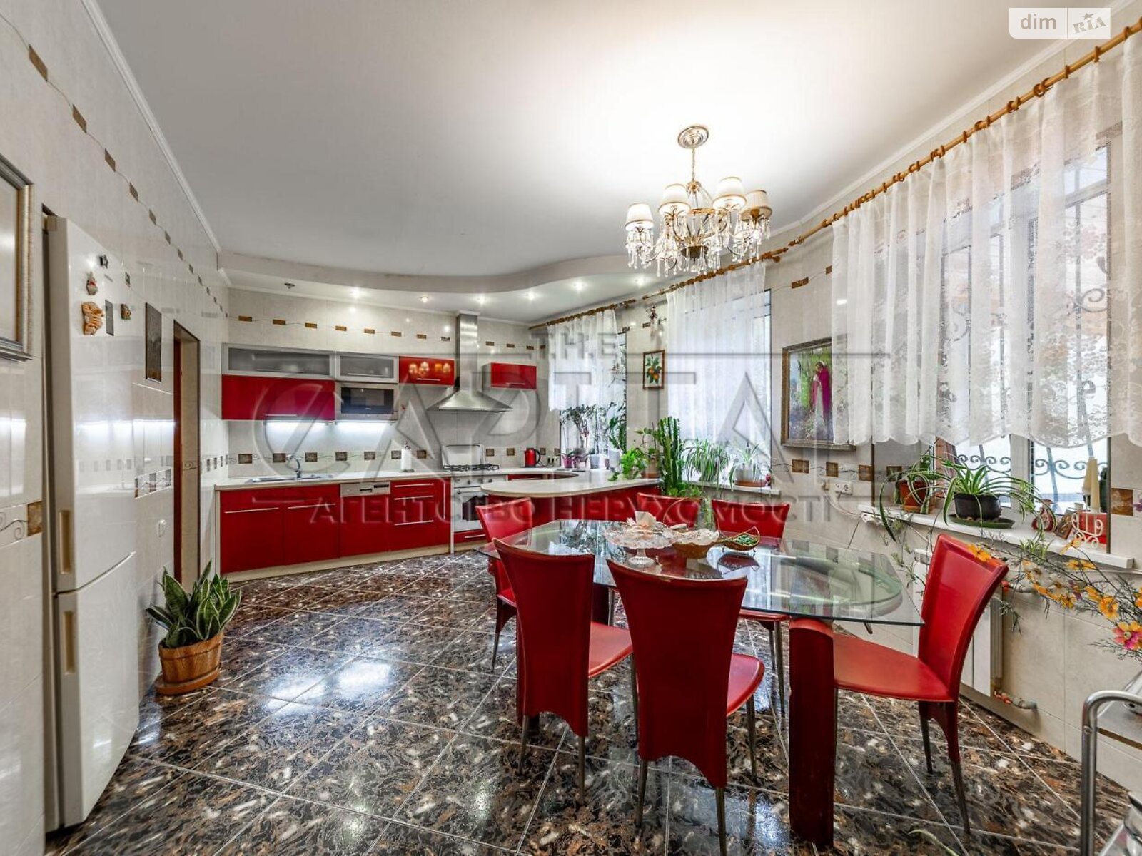 двухэтажный дом с верандой, 250 кв. м, кирпич. Продажа в Софиевской Борщаговке фото 1 двухэтажный дом с верандой, 250 кв. м, кирпич. Продажа в Софиевской Борщаговке фото 1