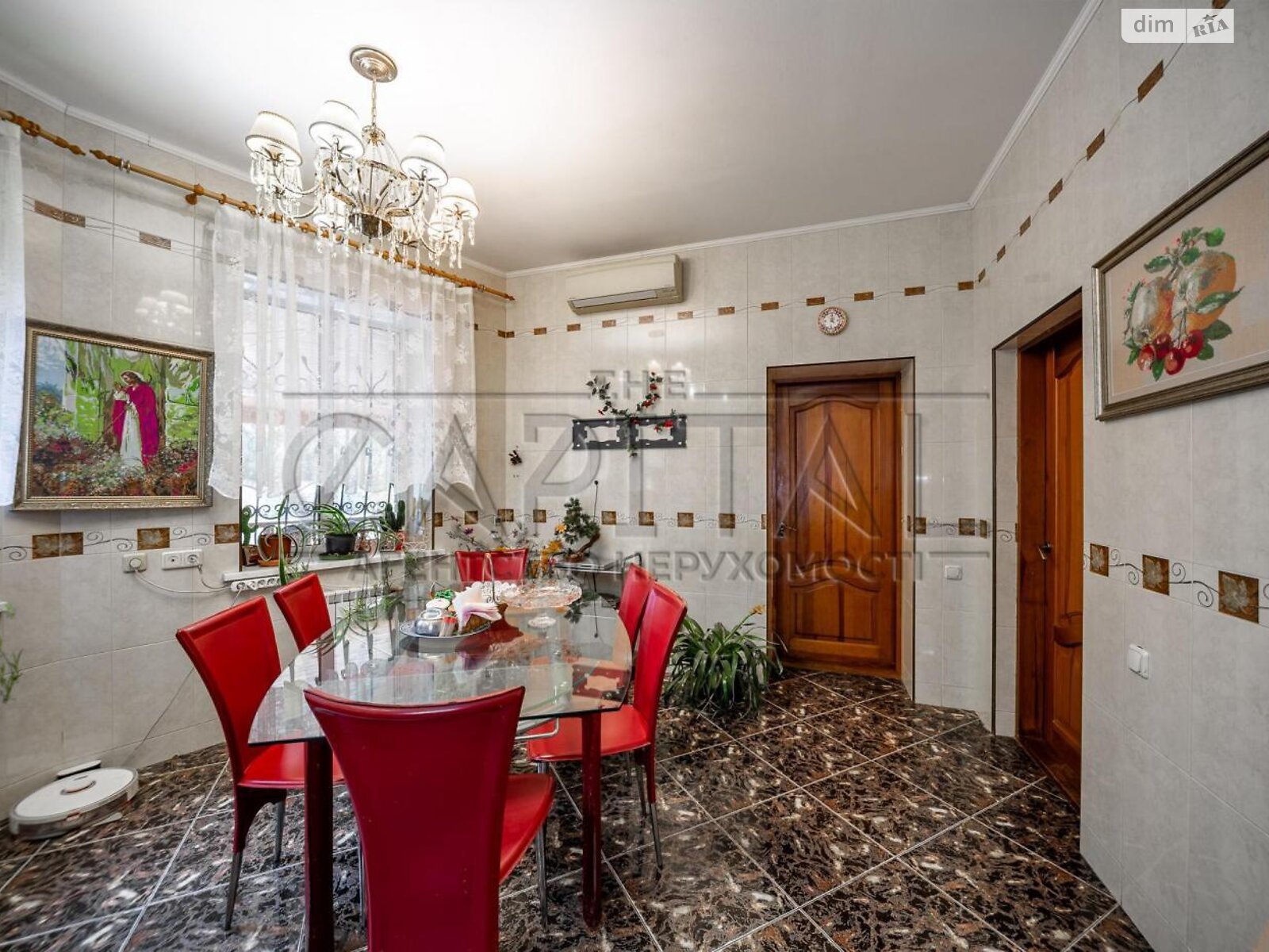 двухэтажный дом с верандой, 250 кв. м, кирпич. Продажа в Софиевской Борщаговке фото 1 двухэтажный дом с верандой, 250 кв. м, кирпич. Продажа в Софиевской Борщаговке фото 1