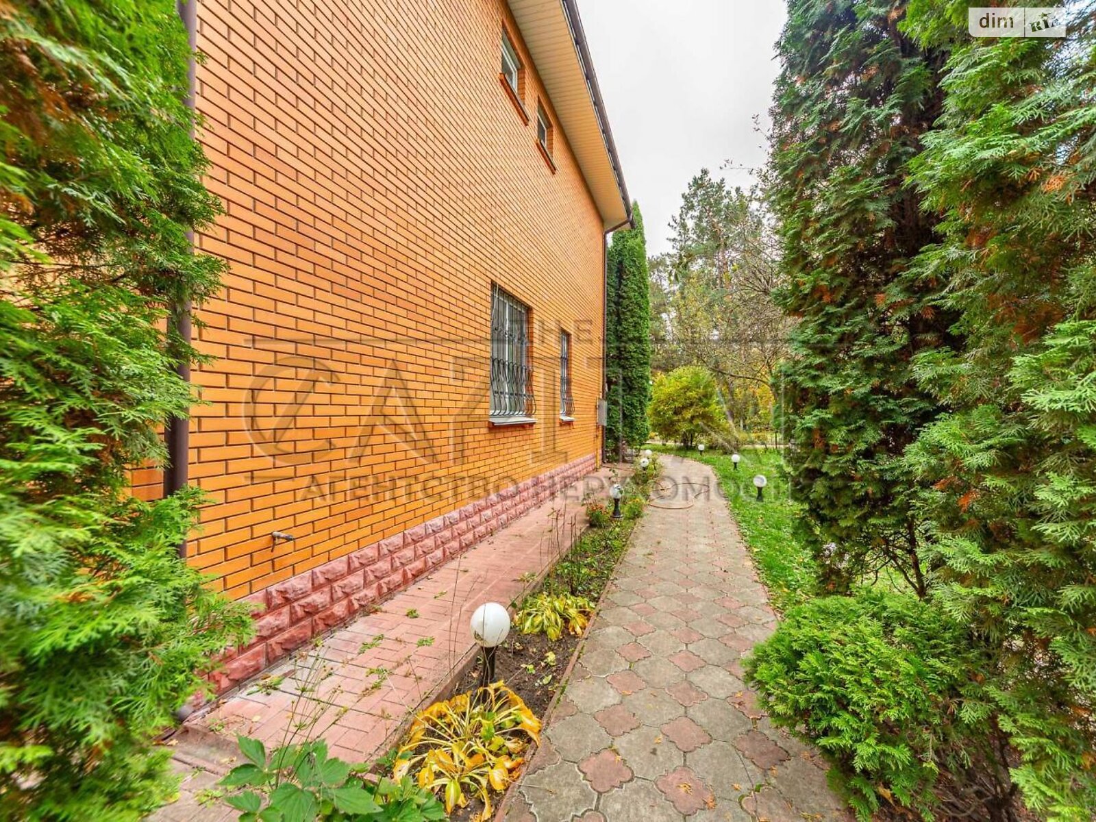 двухэтажный дом с верандой, 250 кв. м, кирпич. Продажа в Софиевской Борщаговке фото 1 двухэтажный дом с верандой, 250 кв. м, кирпич. Продажа в Софиевской Борщаговке фото 1