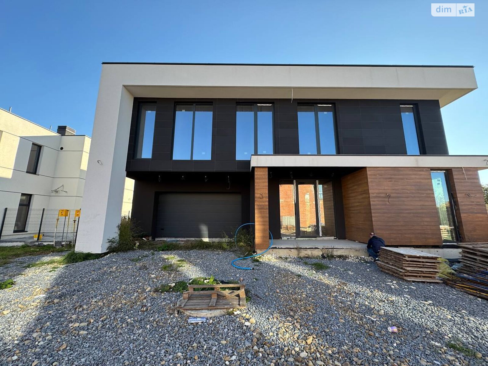 двоповерховий будинок з гаражем, 315 кв. м, кирпич. Продаж у Сокільниках фото 1 двоповерховий будинок з гаражем, 315 кв. м, кирпич. Продаж у Сокільниках фото 1