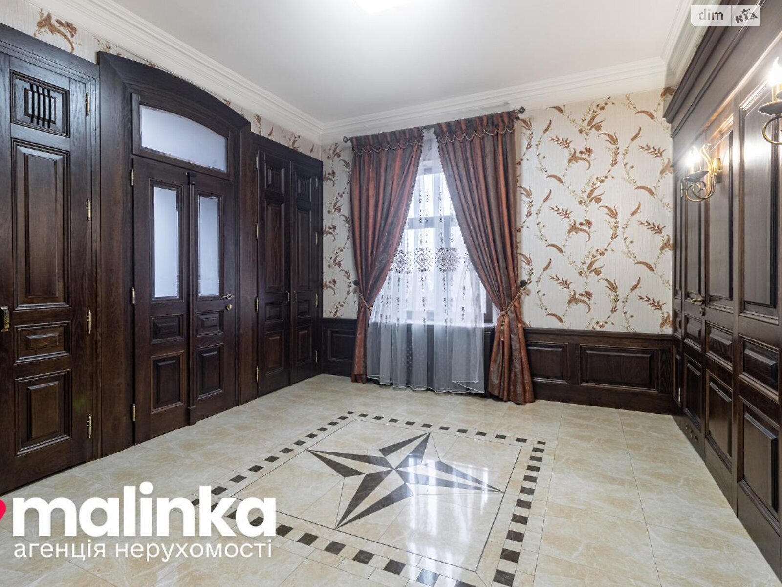 триповерховий будинок веранда, 490.5 кв. м, цегла. Продаж у Сокільниках фото 1