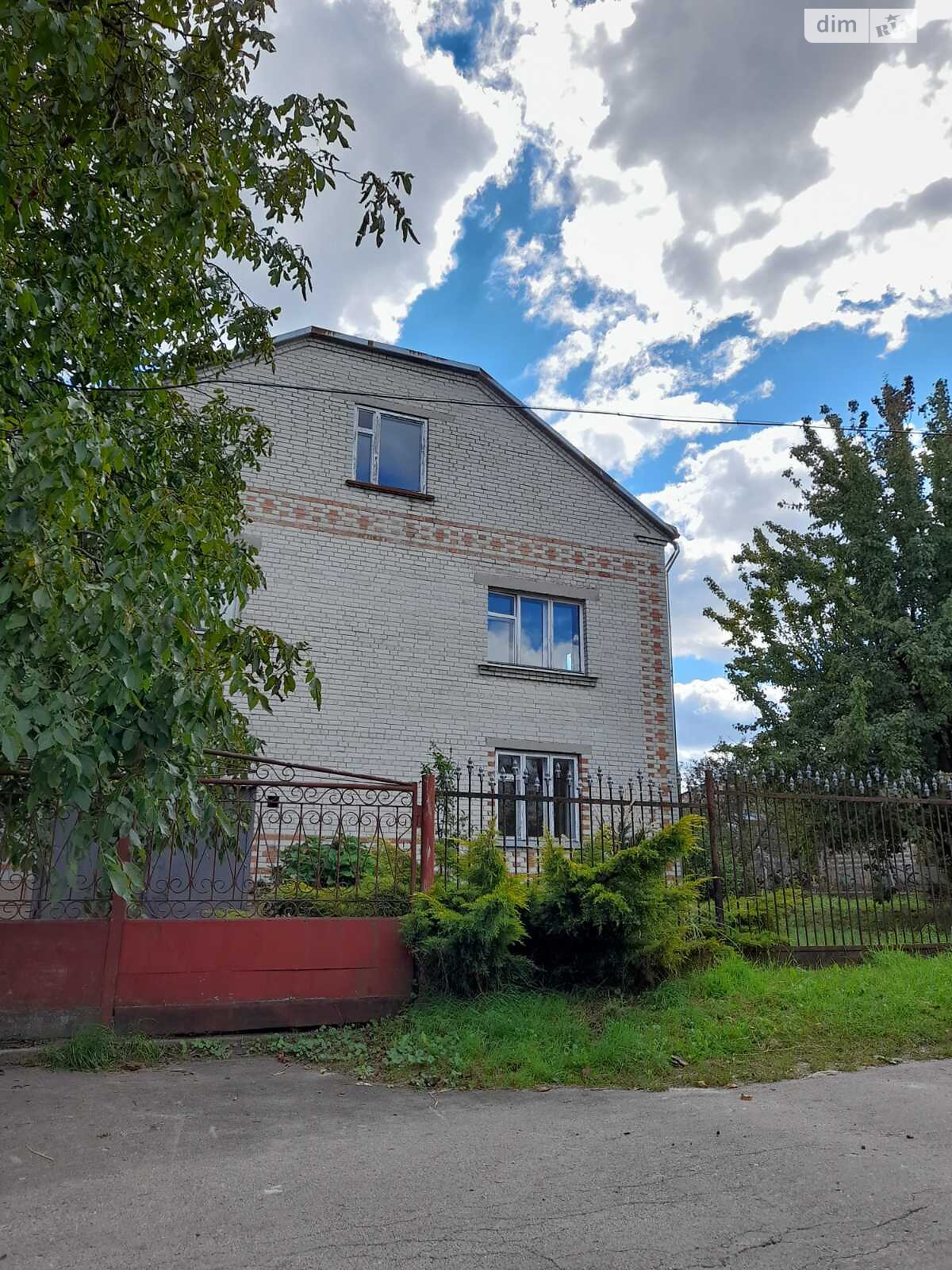 двухэтажный дом с гаражом, 204.6 кв. м, кирпич. Продажа в Сокольниках фото 1