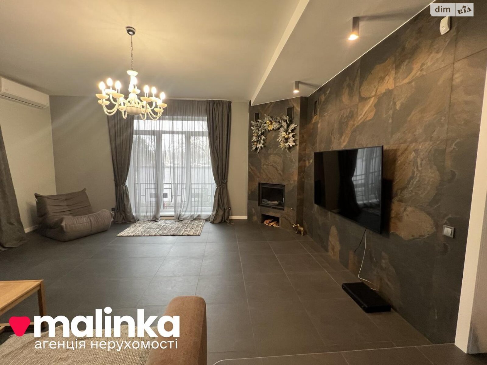 двухэтажный дом с балконом, 310 кв. м, кирпич. Продажа в Сокольниках фото 1