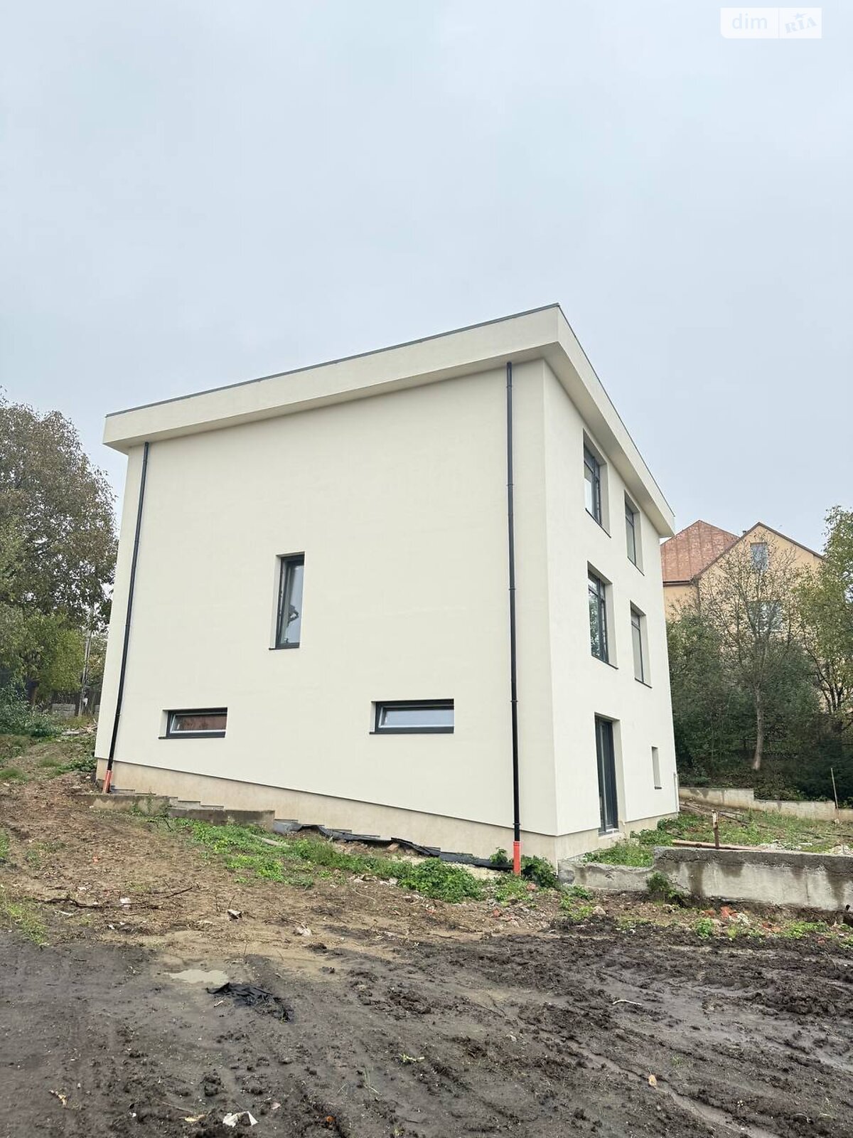 трехэтажный дом, 285 кв. м, кирпич. Продажа в Сокольниках фото 1 трехэтажный дом, 285 кв. м, кирпич. Продажа в Сокольниках фото 1