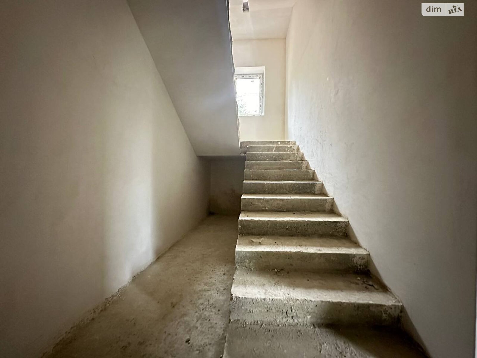 трехэтажный дом, 285 кв. м, кирпич. Продажа в Сокольниках фото 1 трехэтажный дом, 285 кв. м, кирпич. Продажа в Сокольниках фото 1
