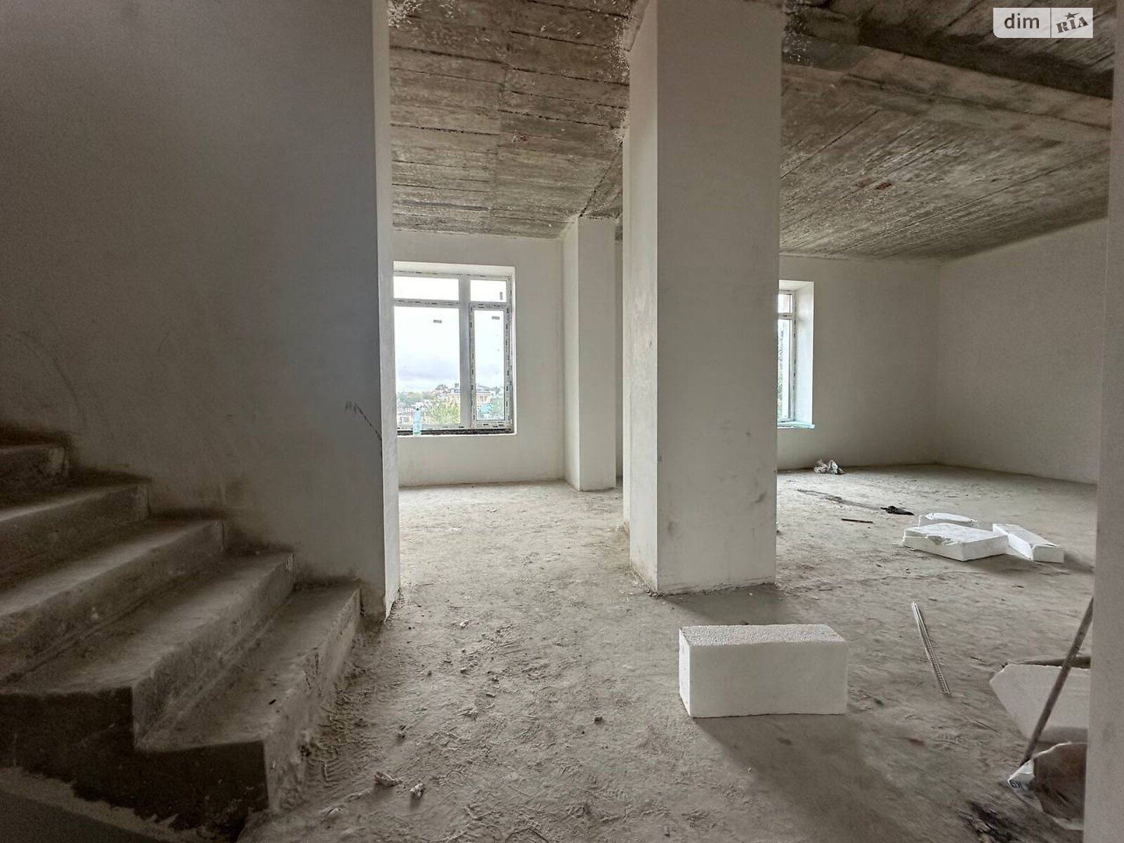 трехэтажный дом, 285 кв. м, кирпич. Продажа в Сокольниках фото 1 трехэтажный дом, 285 кв. м, кирпич. Продажа в Сокольниках фото 1