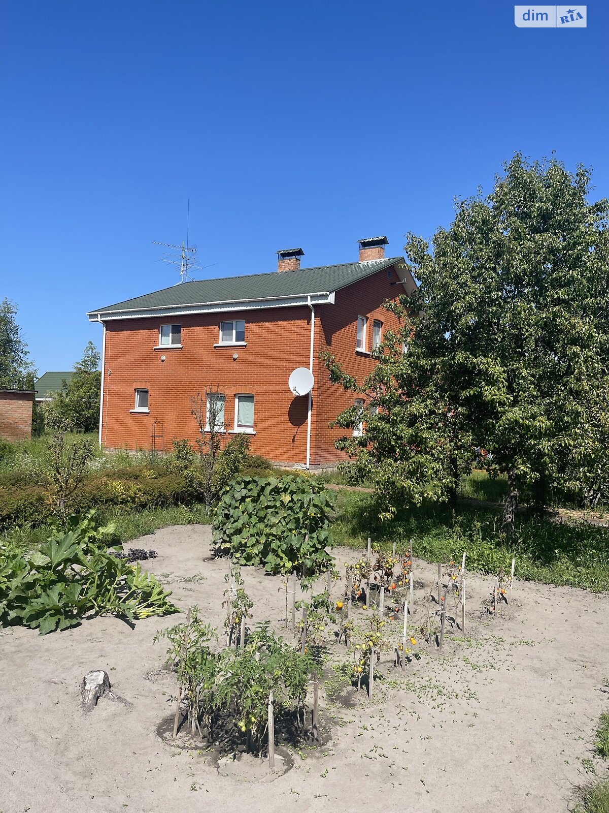 двухэтажный дом с гаражом, 200 кв. м, кирпич. Продажа в Соколовке фото 1 двухэтажный дом с гаражом, 200 кв. м, кирпич. Продажа в Соколовке фото 1